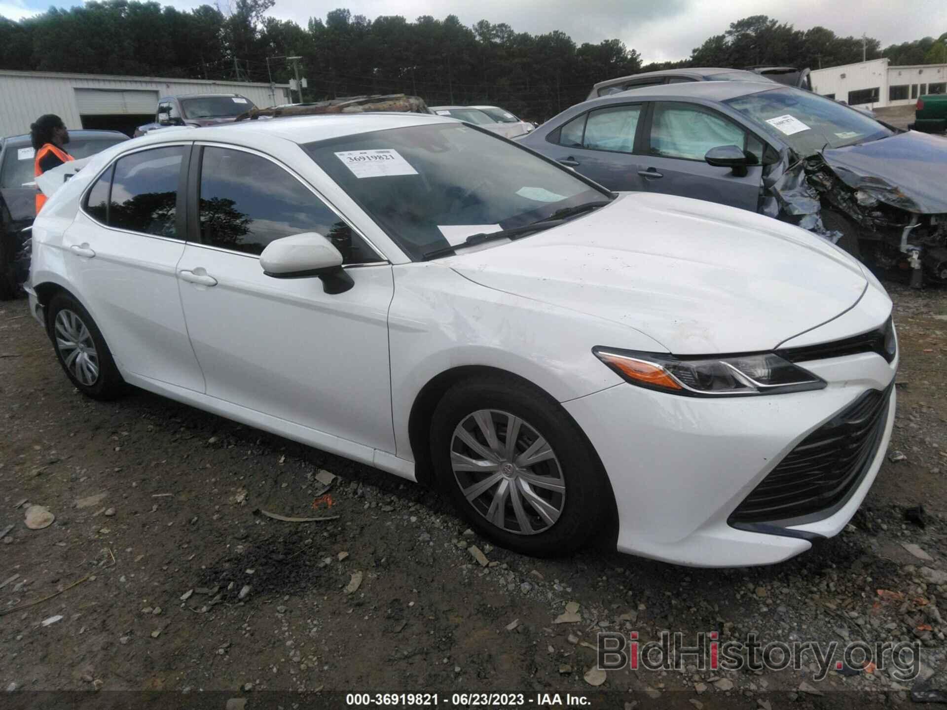 Photo 4T1B11HK9KU746715 - TOYOTA CAMRY 2019