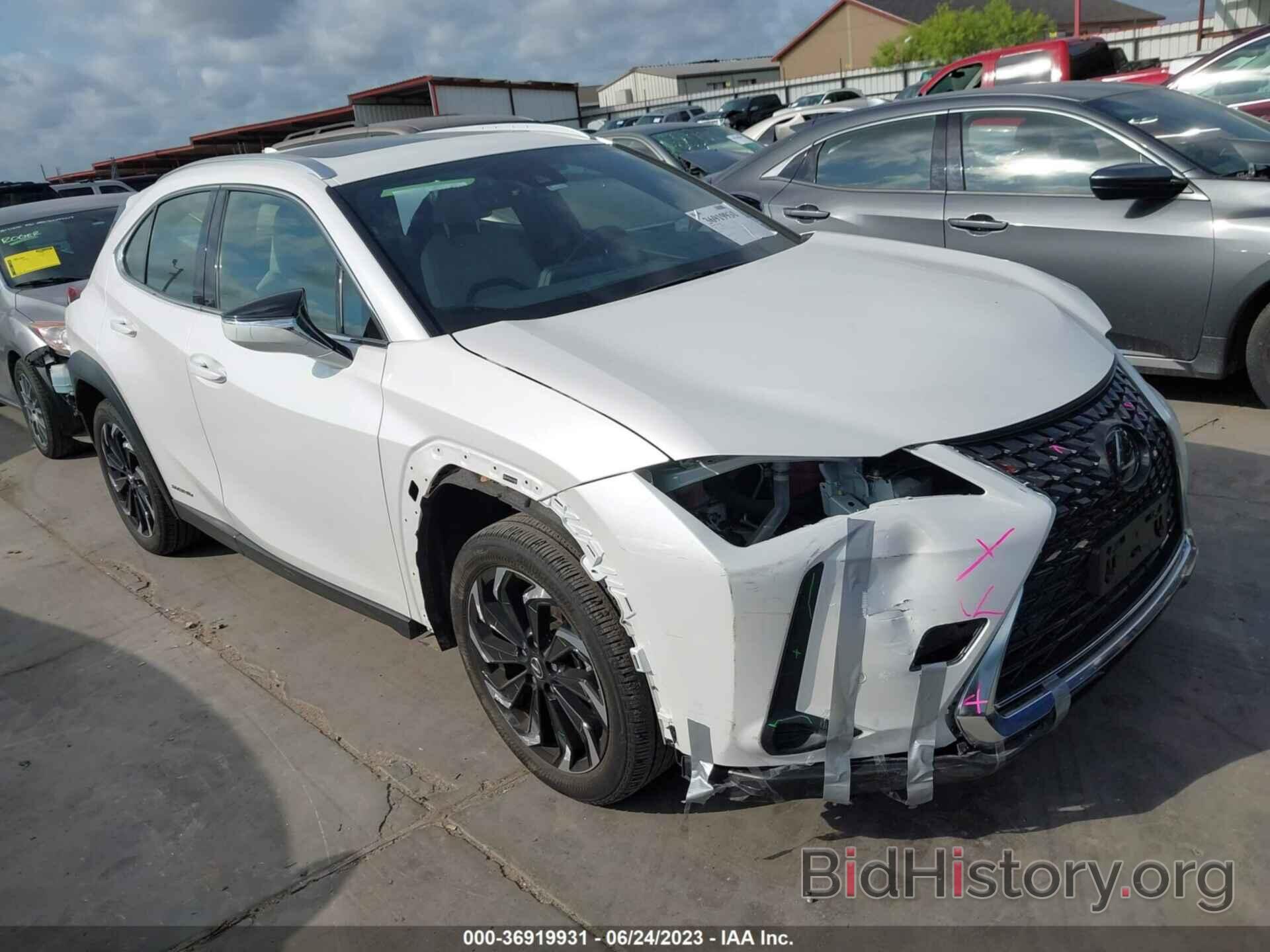 Фотография JTHP9JBH3L2025947 - LEXUS UX 2020