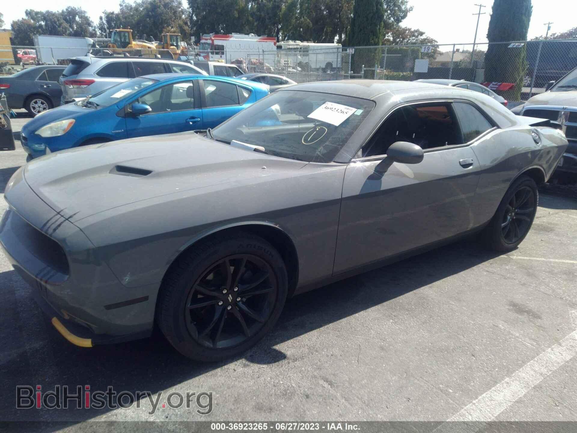 2018 DODGE CHALLENGER - VIN: 2C3CDZAG2JH318298 - Фото 2