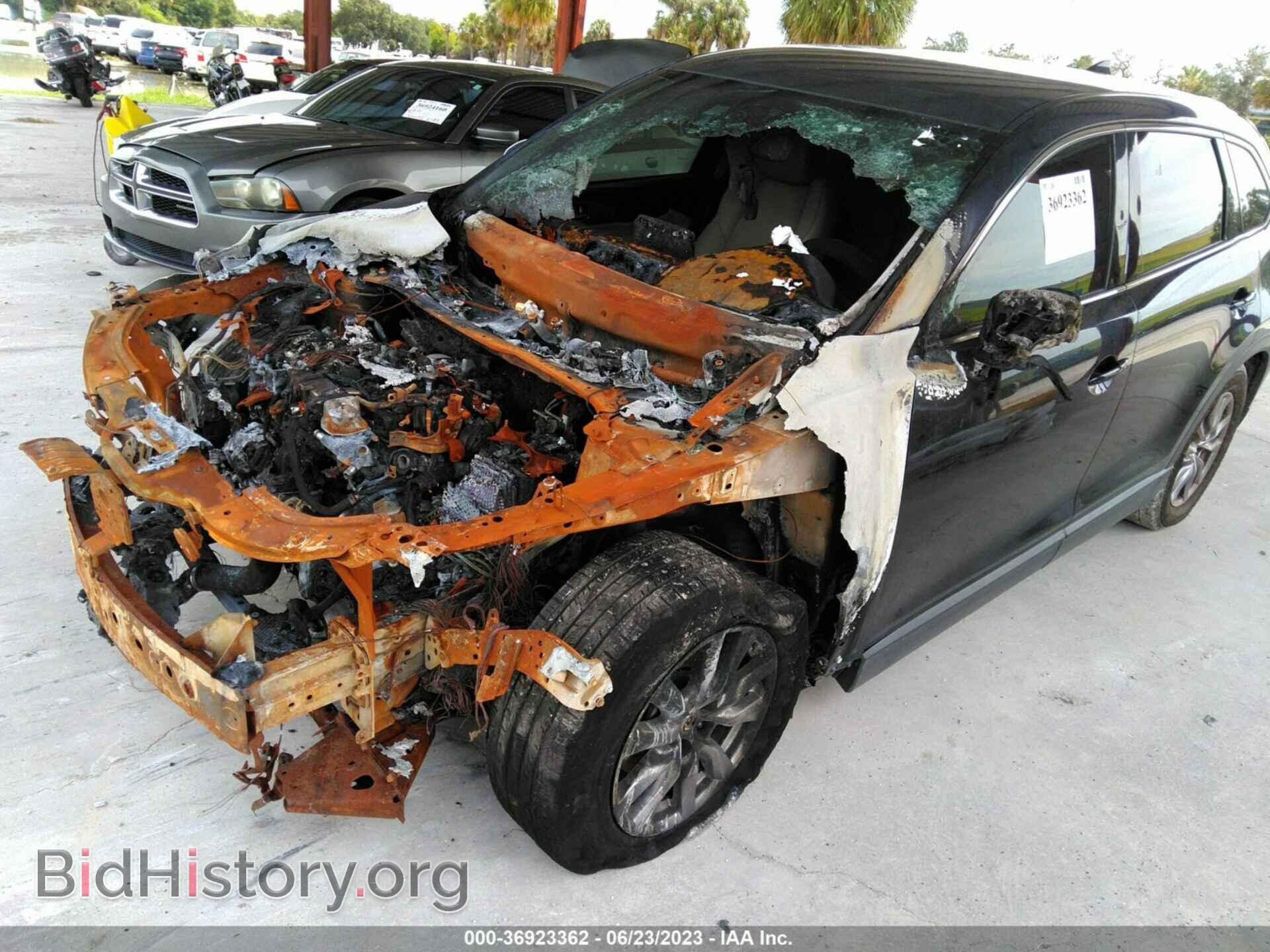 2017 MAZDA CX-9 - VIN: JM3TCACY7H0140643 - Фото 2