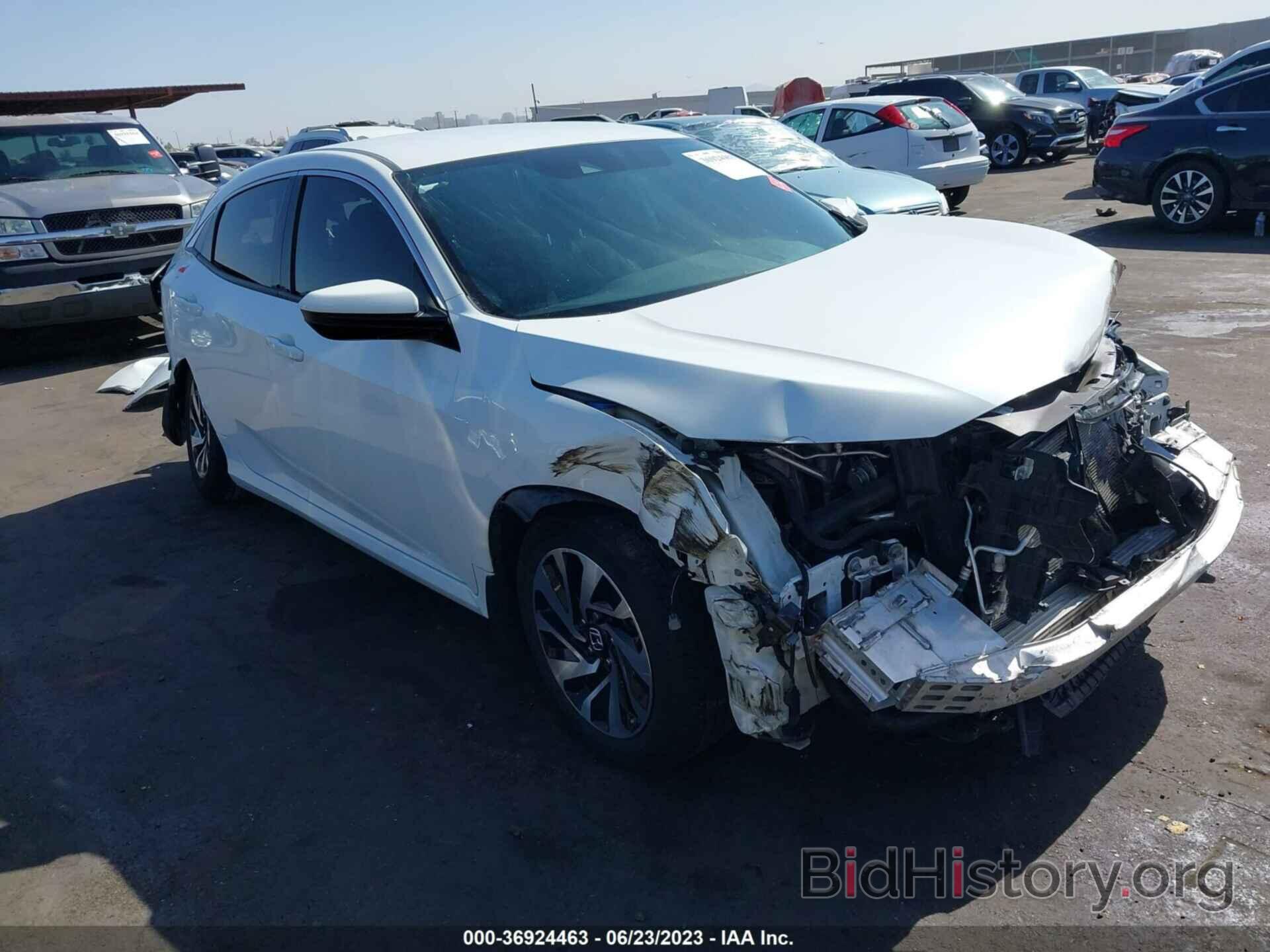 Photo SHHFK7H36KU204364 - HONDA CIVIC HATCHBACK 2019