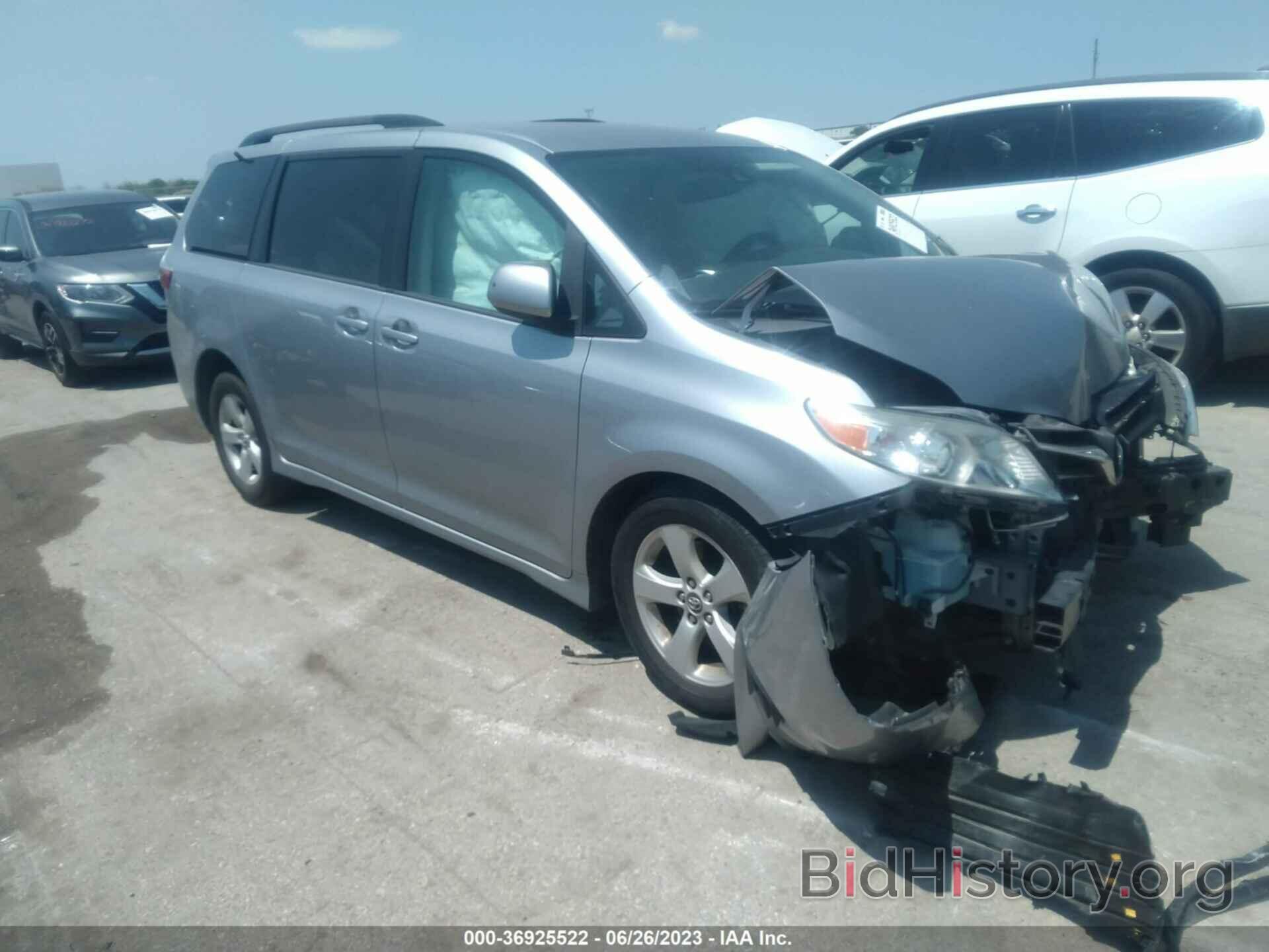 Photo 5TDKZ3DC7JS902664 - TOYOTA SIENNA 2018