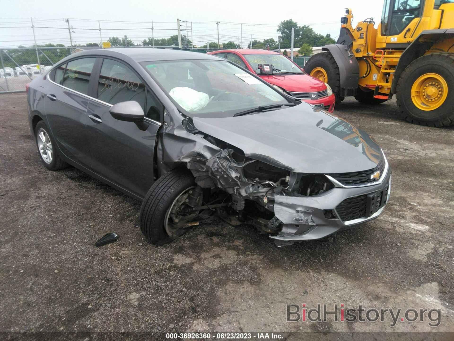 Photo 1G1BE5SM3J7117502 - CHEVROLET CRUZE 2018