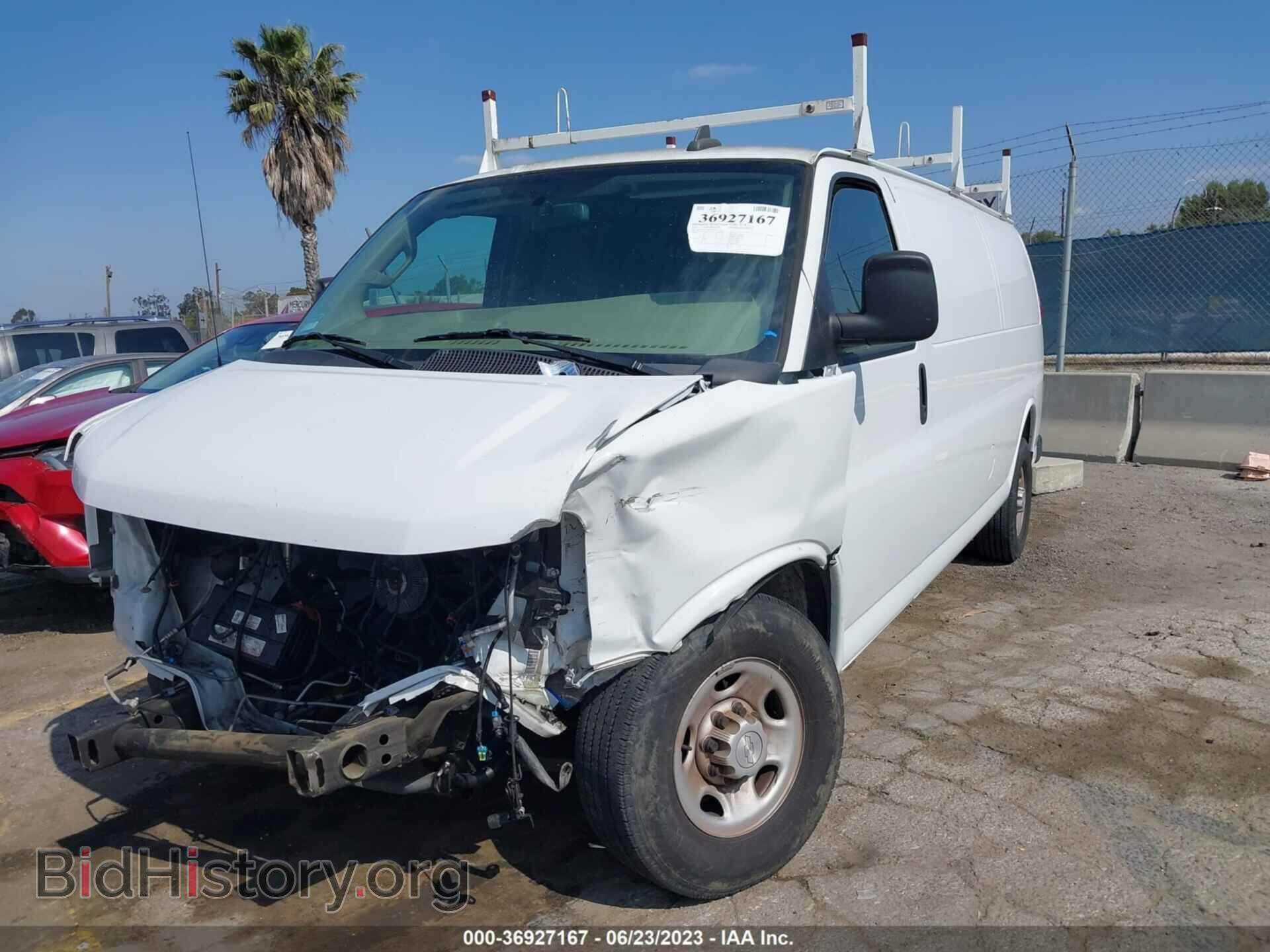 2018 CHEVROLET EXPRESS CARGO VAN - VIN: 1GCZGHFG8J1345536 - Фото 2