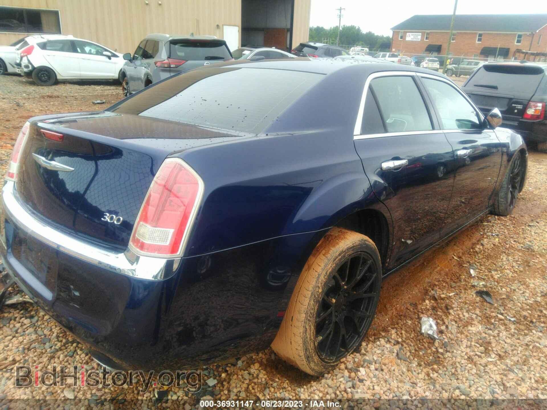 2014 CHRYSLER 300 - VIN: 2C3CCAAG8EH244377 - Фото 4