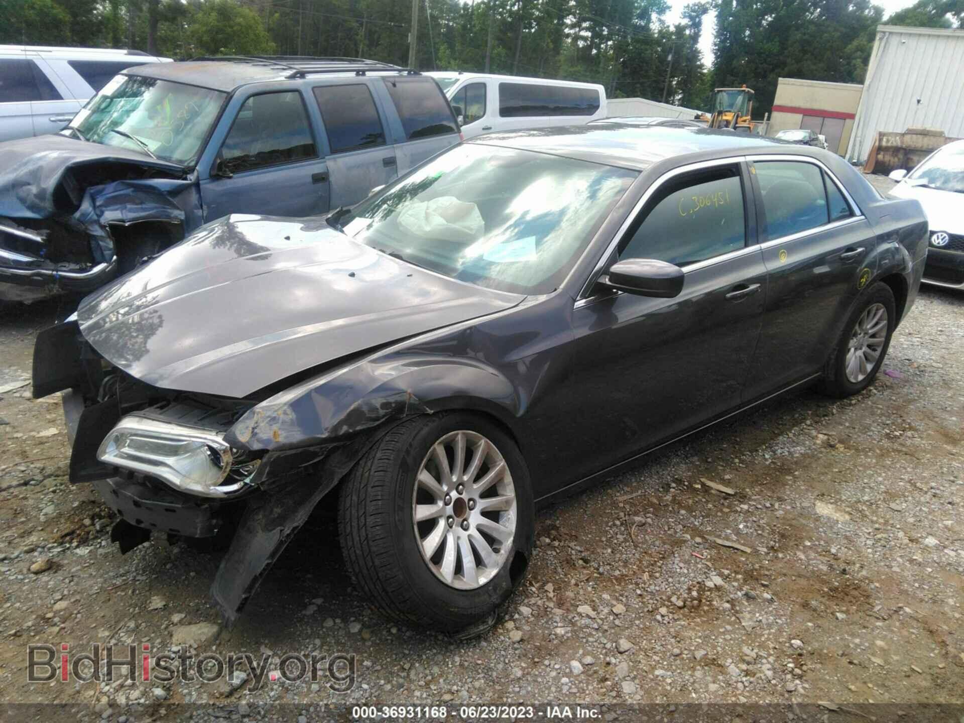 2014 CHRYSLER 300 - VIN: 2C3CCAAG7EH138969 - Фото 2