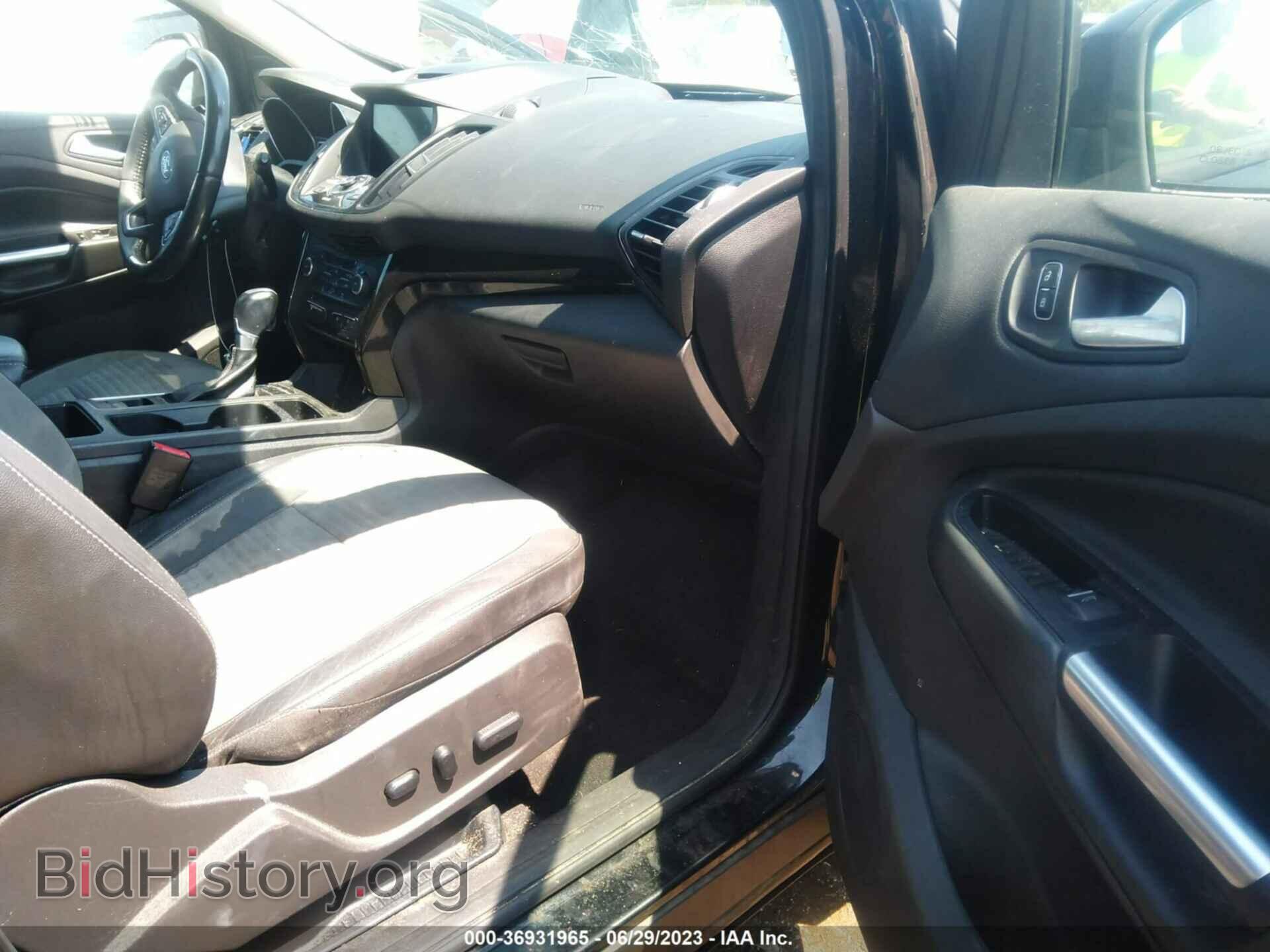 2017 FORD ESCAPE - VIN: 1FMCU0J94HUB40681 - Photo 5