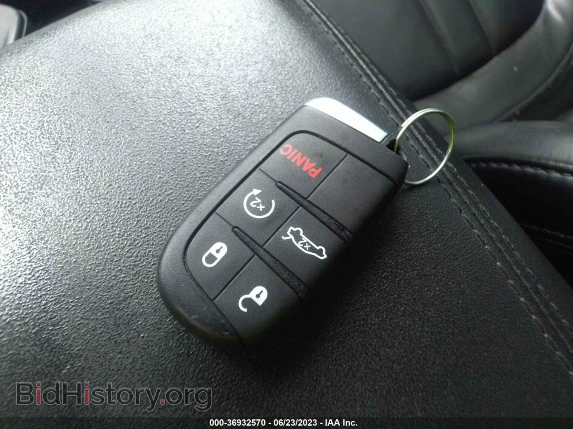 2016 CHRYSLER 200 - VIN: 1C3CCCABXGN182412 - Фото 11