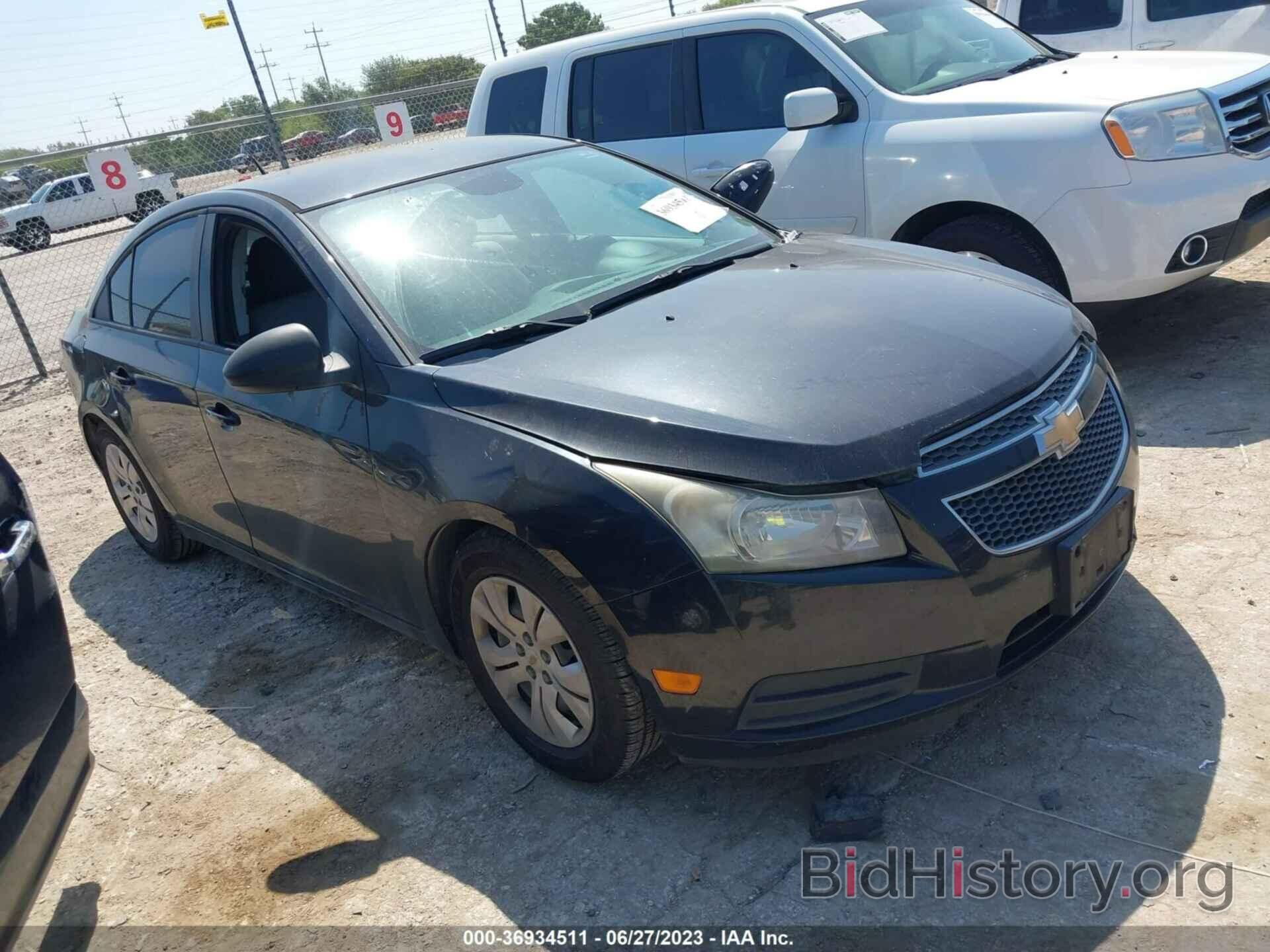 Photo 1G1PA5SH7D7100100 - CHEVROLET CRUZE 2013