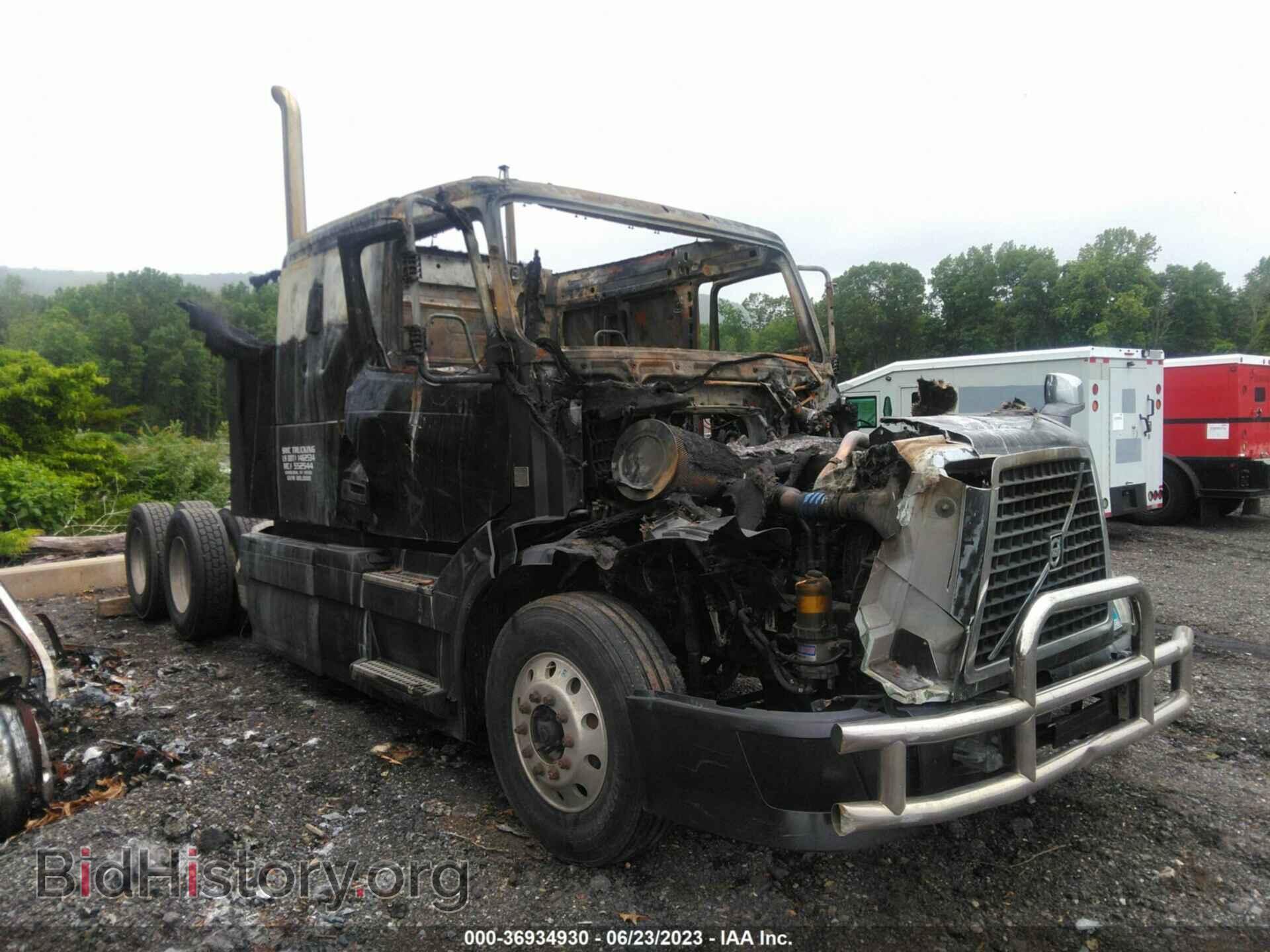 Фотография 4V4NC9EH1DN139857 - VOLVO VN 2013
