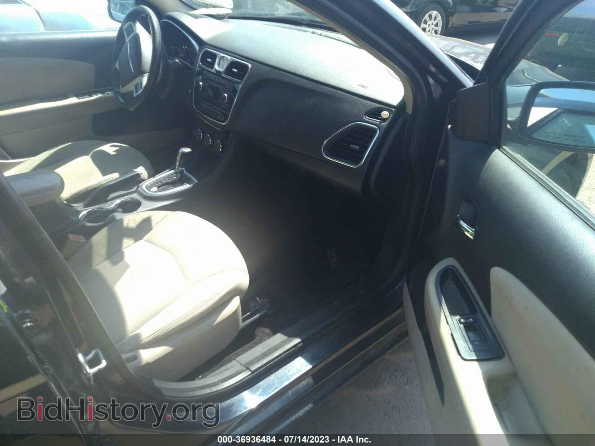 2011 CHRYSLER 200 - VIN: 1C3BC1FB9BN562245 - Фото 5