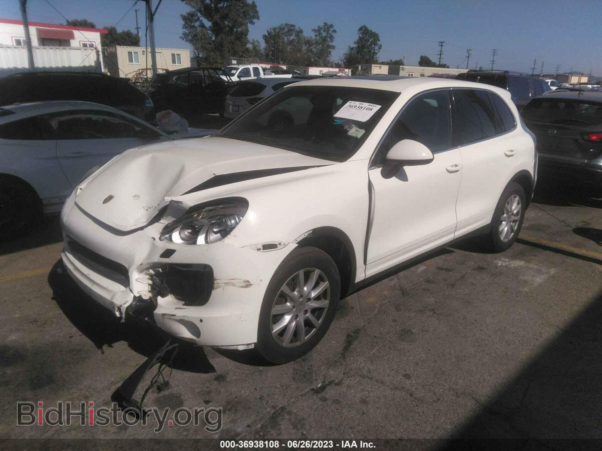 2012 PORSCHE CAYENNE - VIN: WP1AA2A29CLA01517 - Фото 2