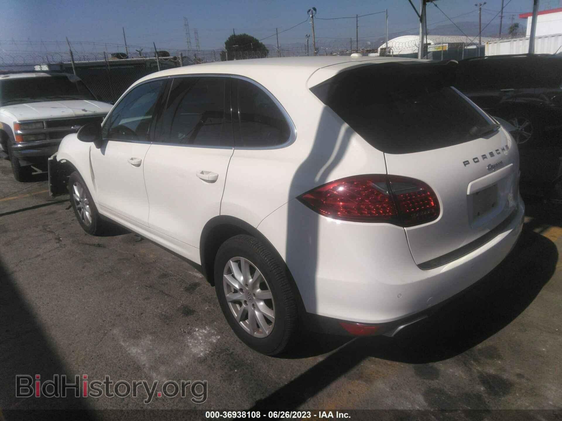 2012 PORSCHE CAYENNE - VIN: WP1AA2A29CLA01517 - Фото 3