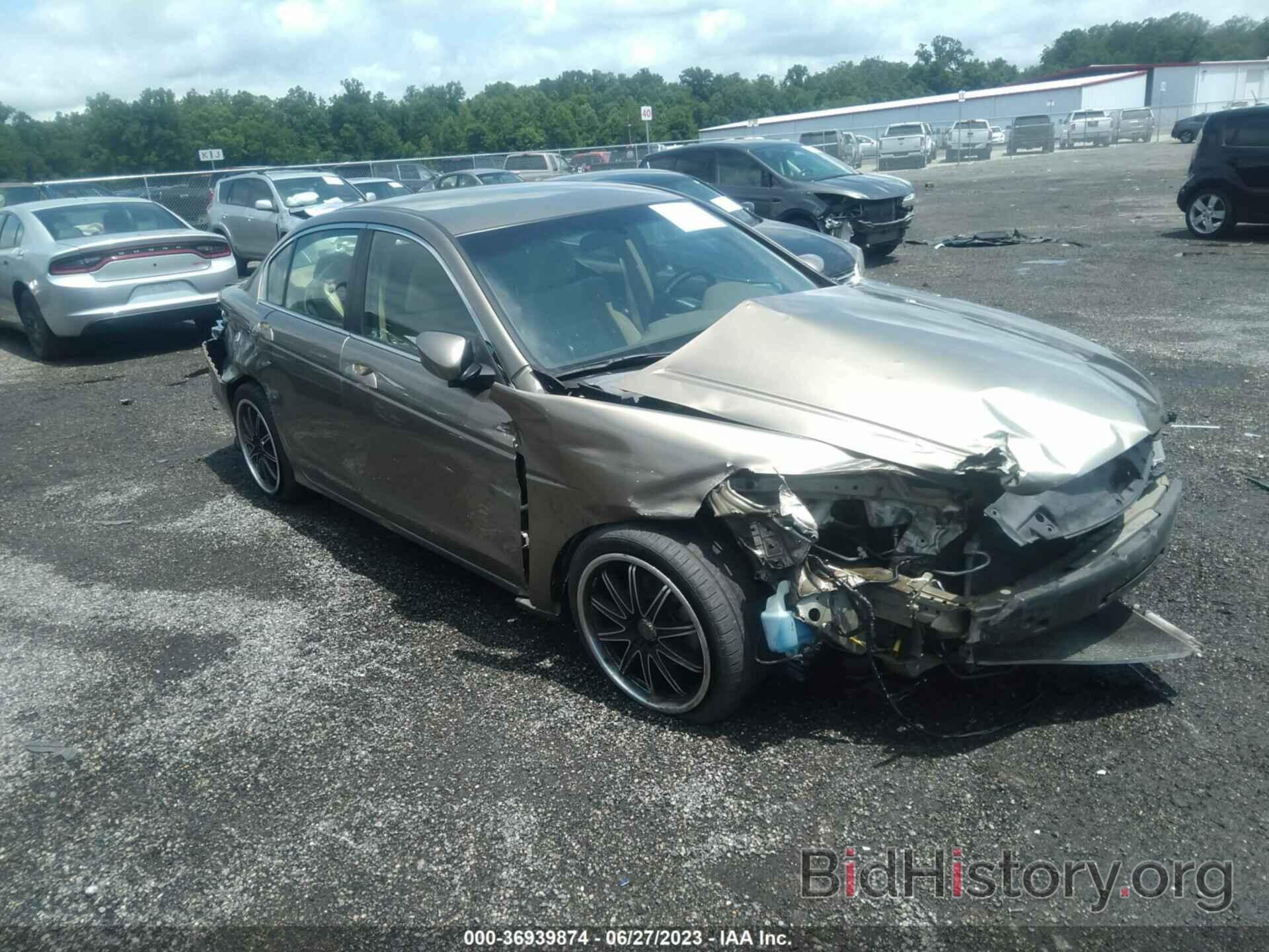 Photo 1HGCP2F34AA052251 - HONDA ACCORD SDN 2010