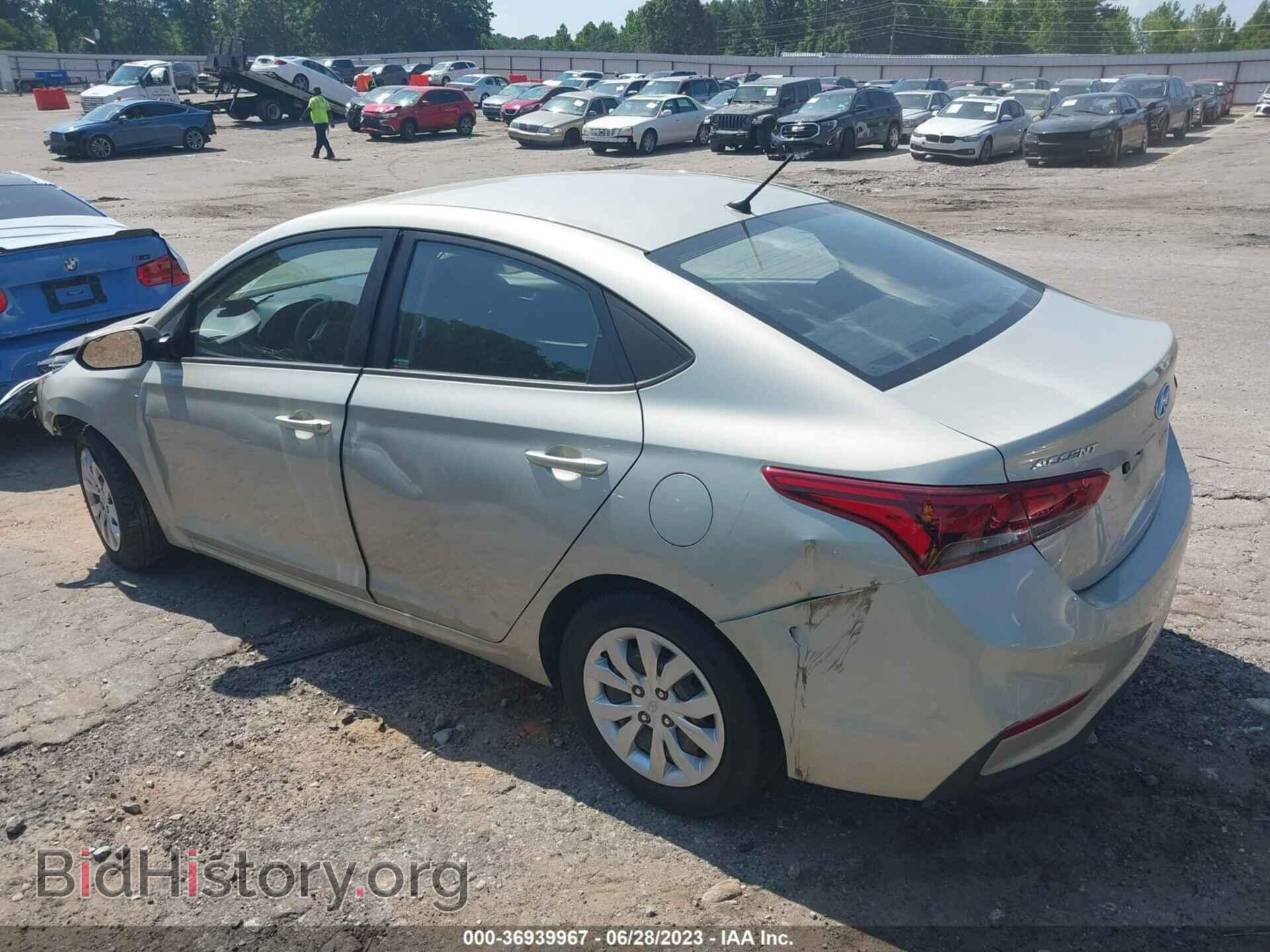 2019 HYUNDAI ACCENT - VIN: 3KPC24A34KE071221 - Фото 3