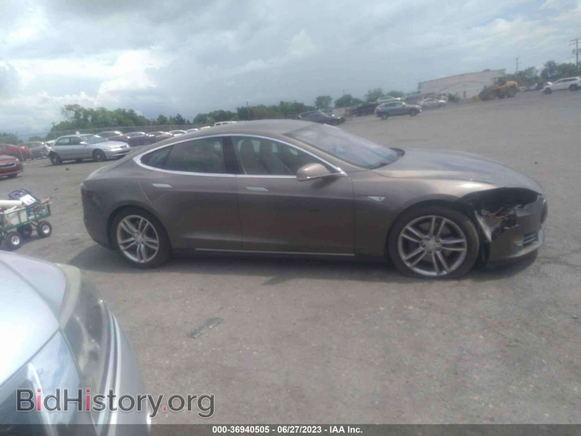 2015 TESLA MODEL S - VIN: 5YJSA1S27FF086475 - Photo 12
