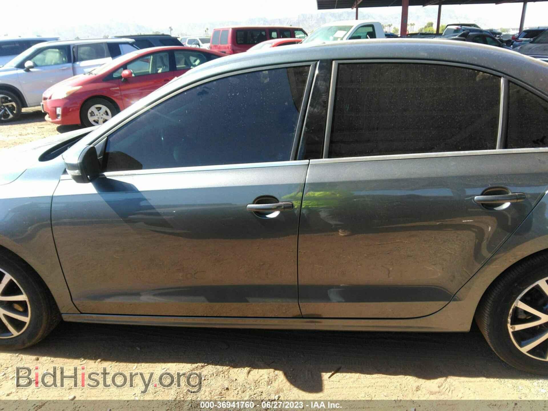 2017 VOLKSWAGEN JETTA - VIN: 3VWDB7AJXHM411617 - Фото 14
