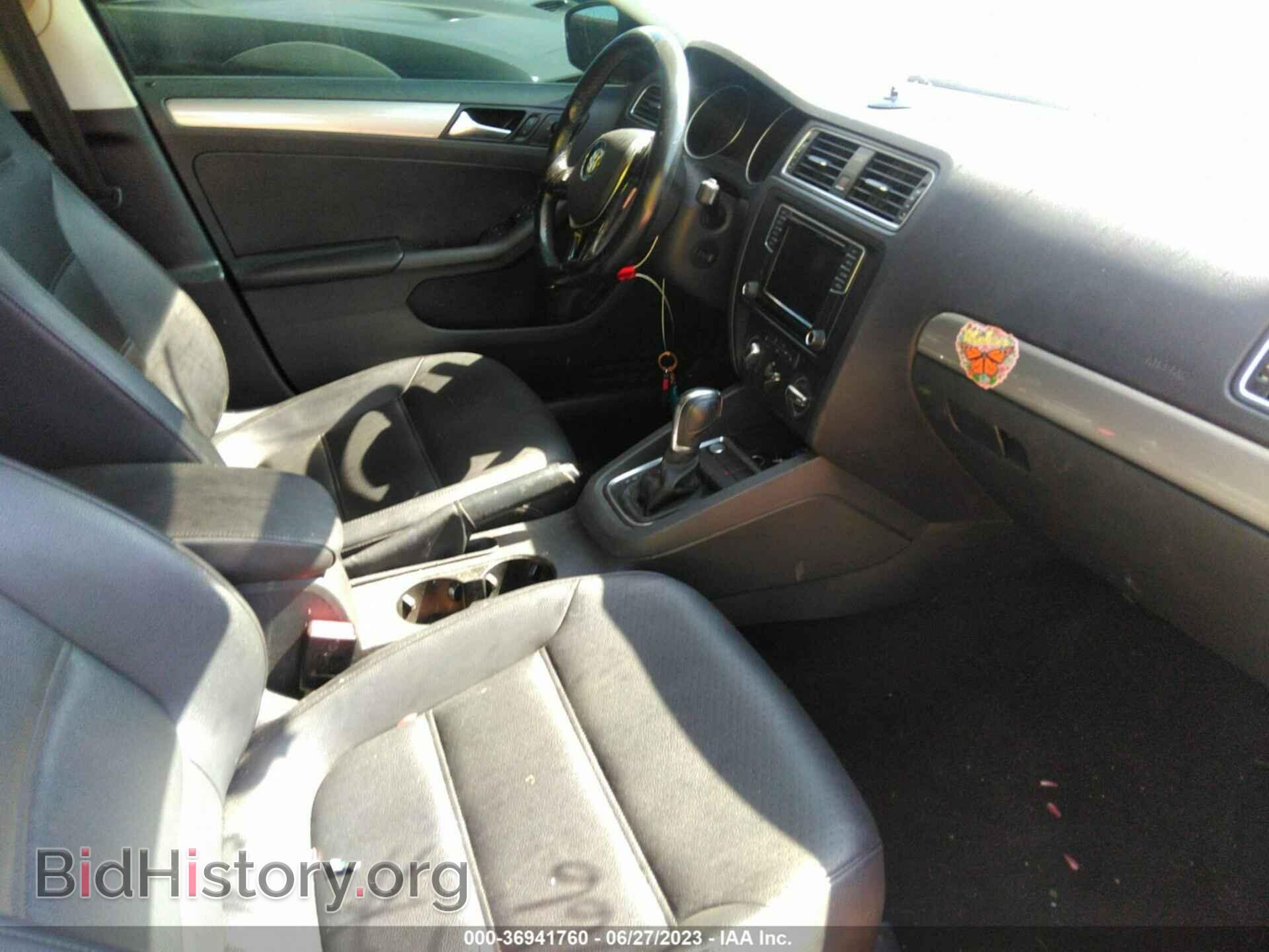 2017 VOLKSWAGEN JETTA - VIN: 3VWDB7AJXHM411617 - Фото 5
