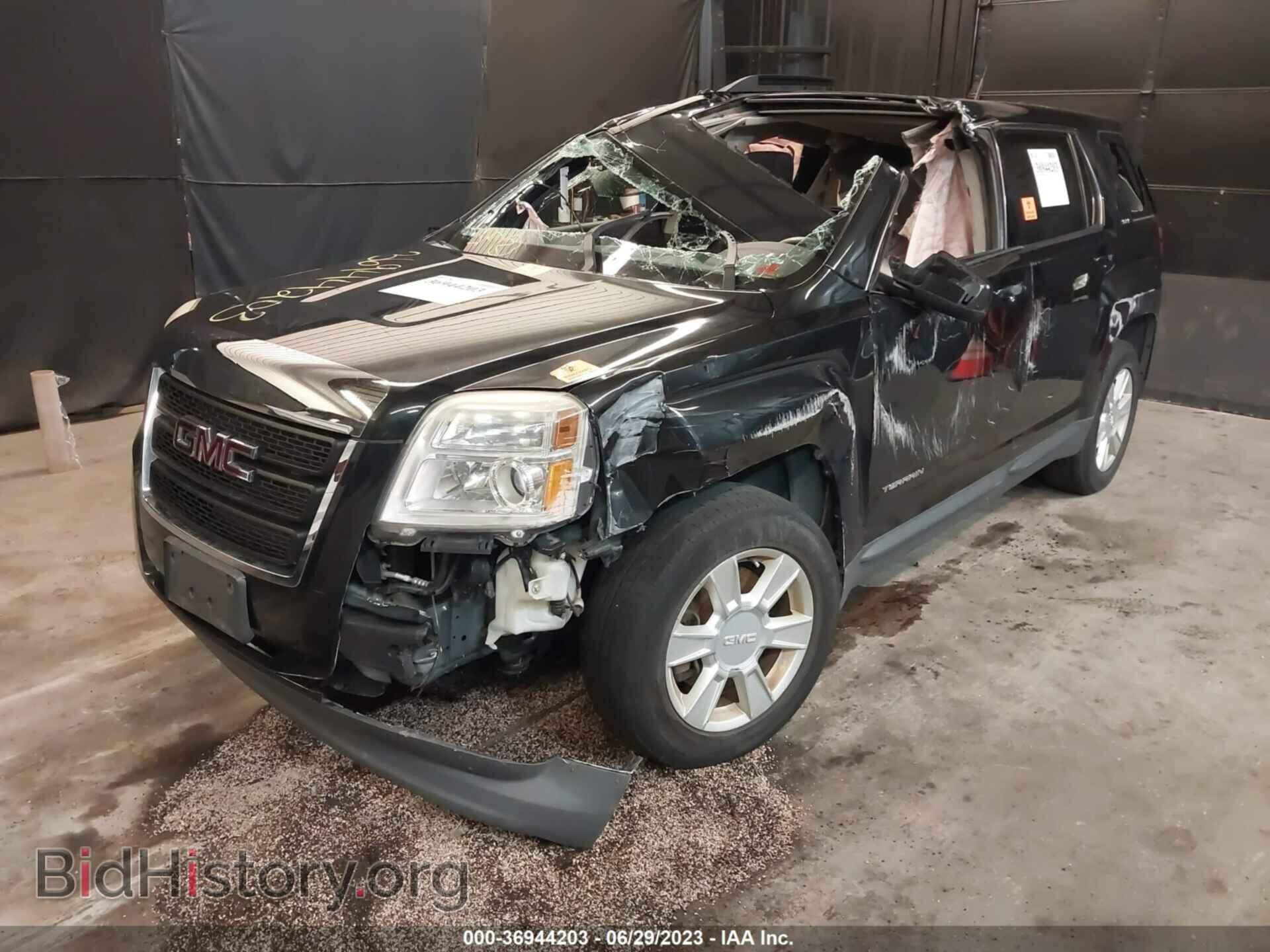 2010 GMC TERRAIN - VIN: 2CTFLEEW8A6346614 - Photo 2