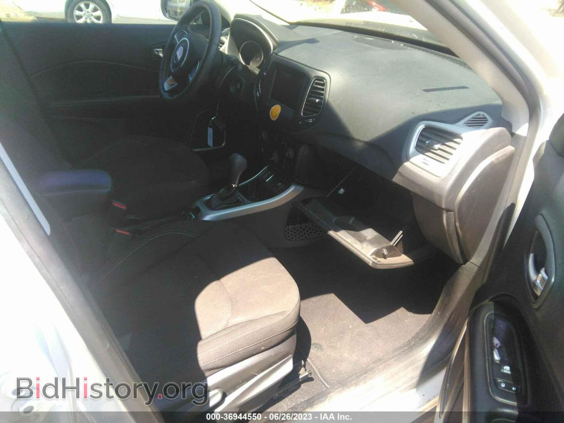 2020 JEEP COMPASS - VIN: 3C4NJCAB7LT257524 - Фото 5