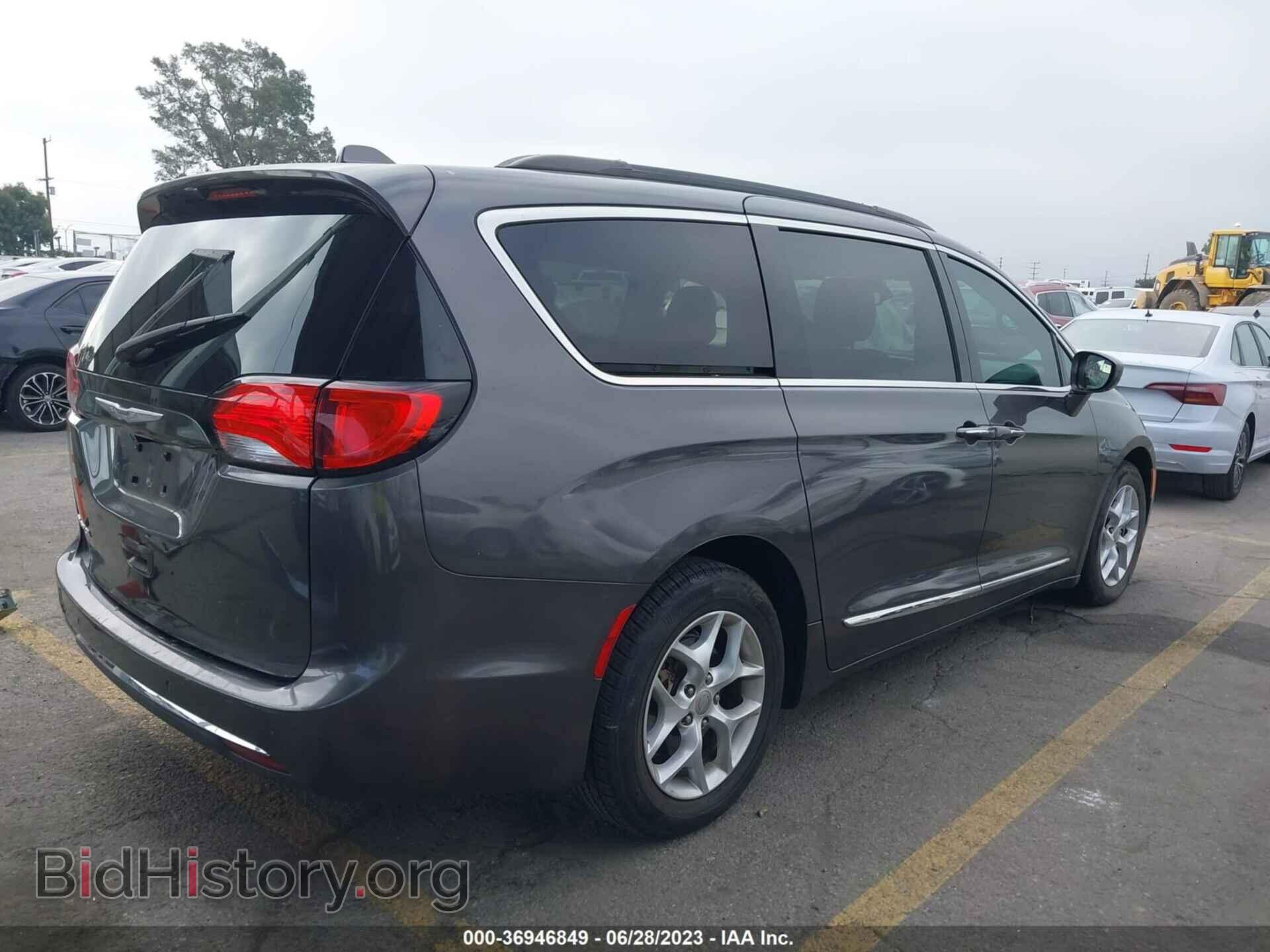 2017 CHRYSLER PACIFICA - VIN: 2C4RC1BG9HR505647 - Фото 4