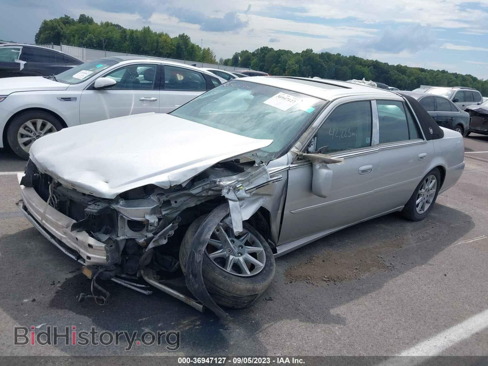2011 CADILLAC DTS - VIN: 1G6KD5E6XBU127599 - Фото 2