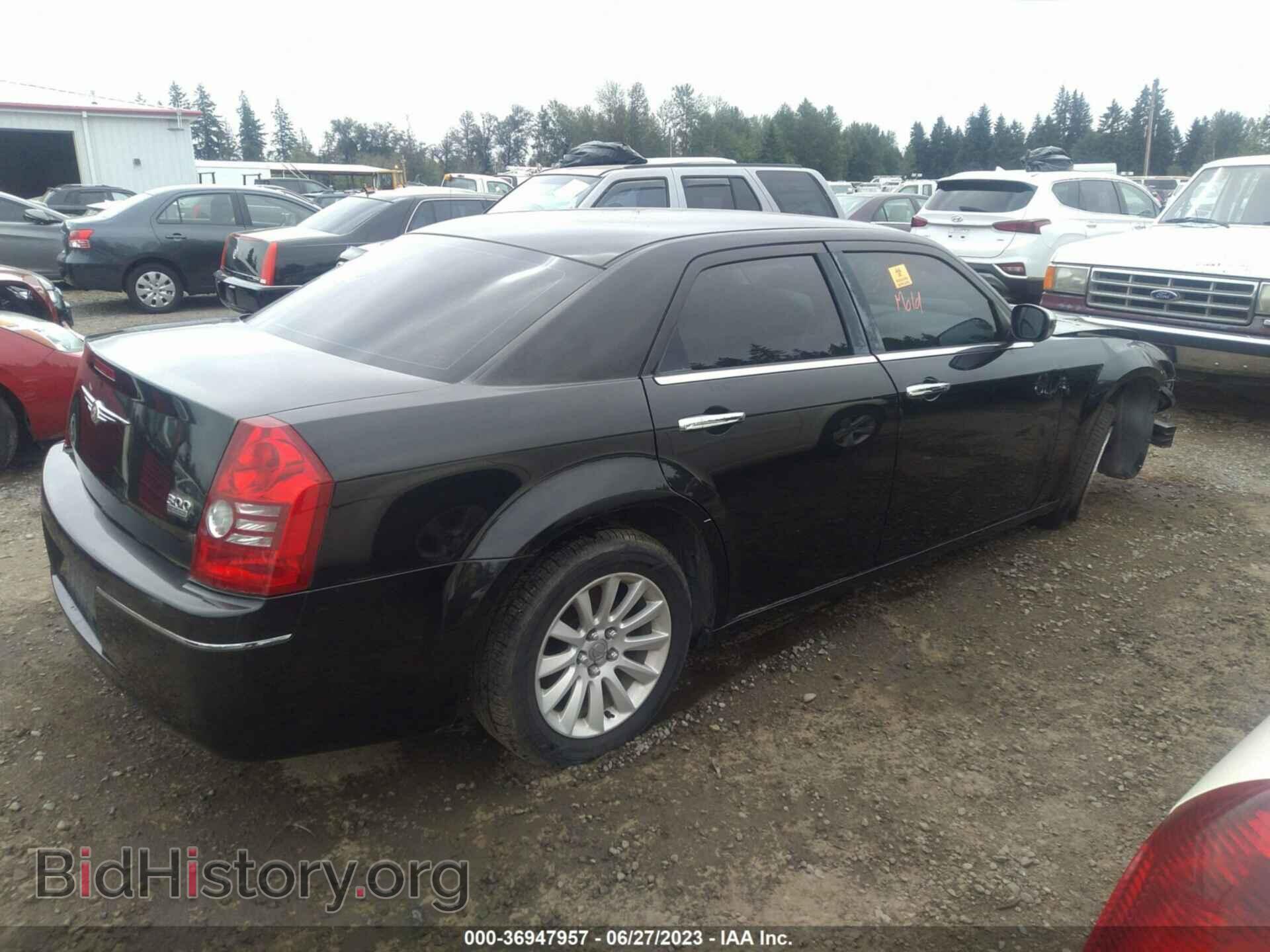 2010 CHRYSLER 300 - VIN: 2C3CA4CD7AH119620 - Фото 4