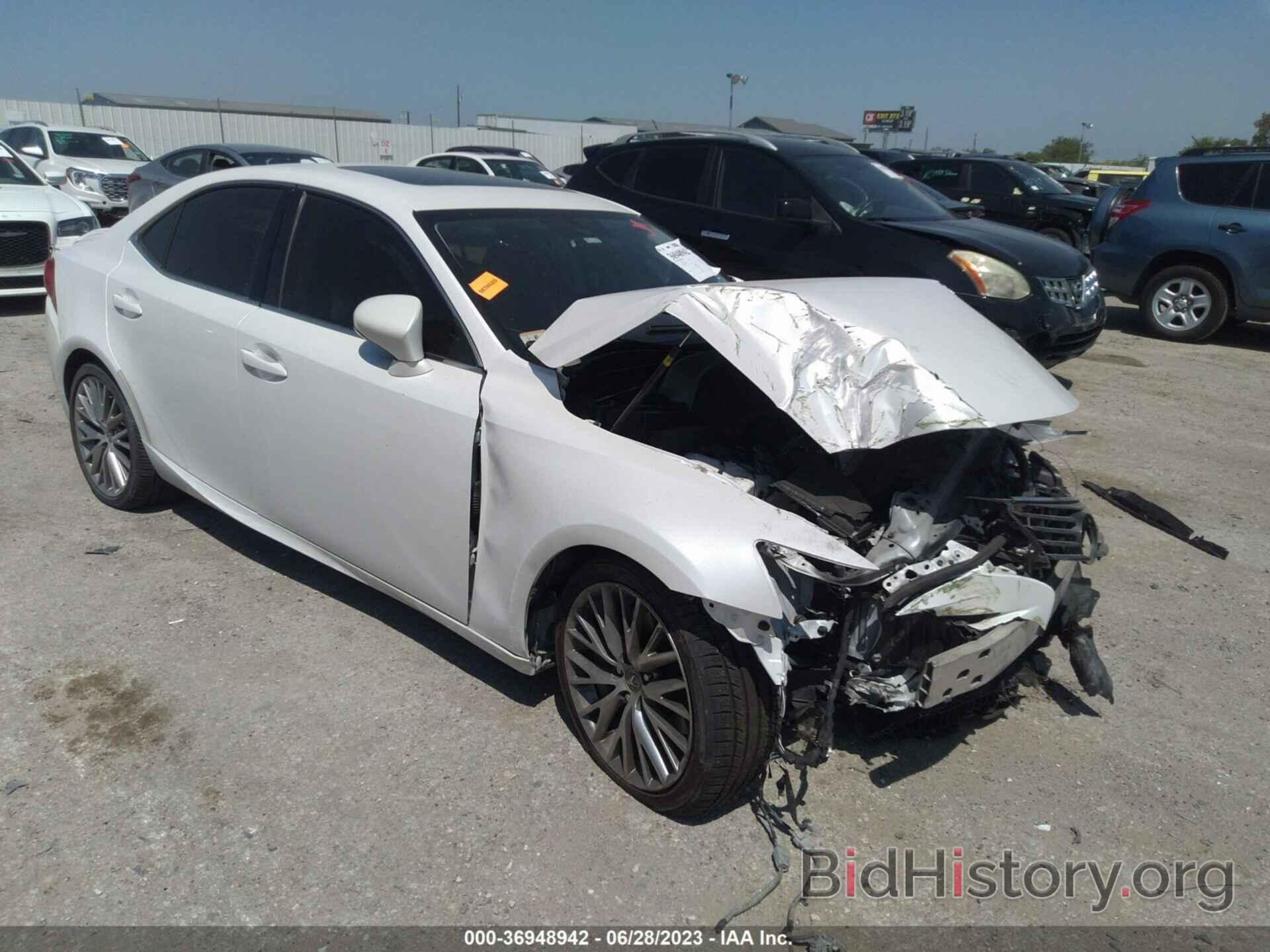 Photo JTHCM1D23G5010844 - LEXUS IS 300 2016