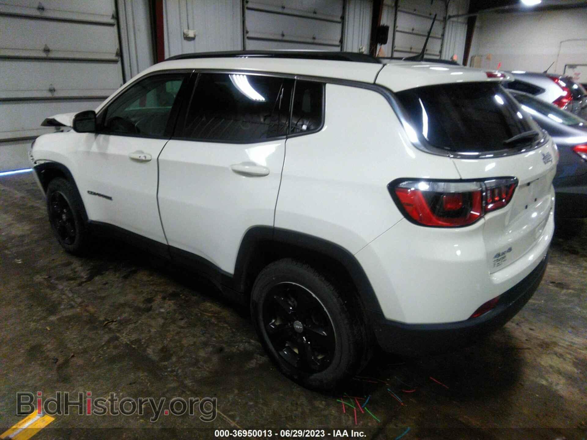 2018 JEEP COMPASS - VIN: 3C4NJDBB4JT291082 - Фото 3