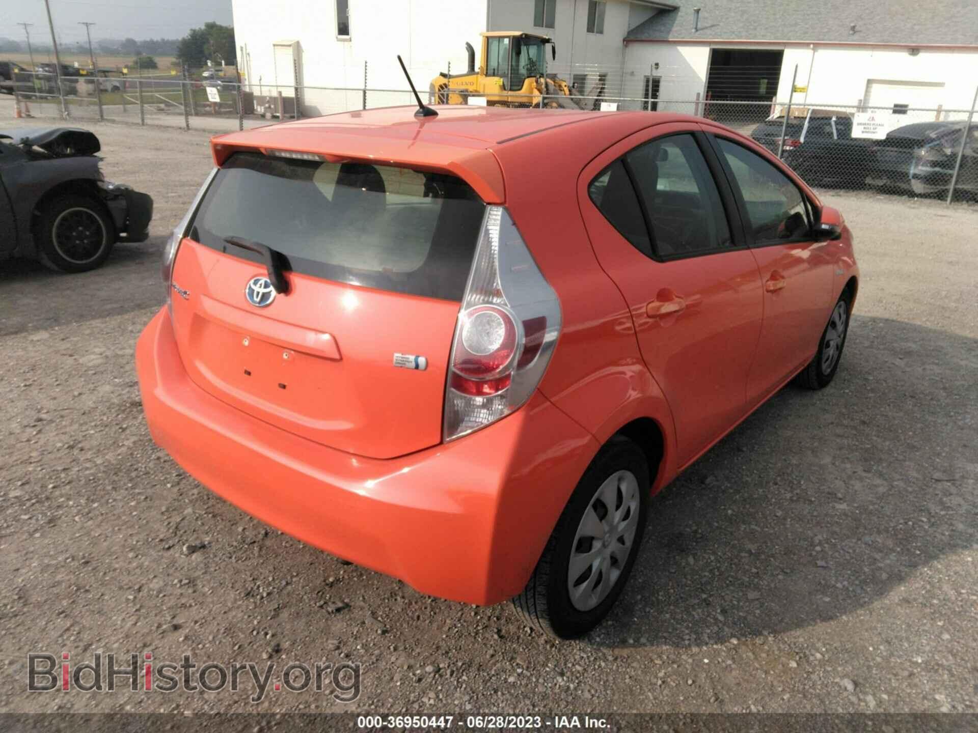 2012 TOYOTA PRIUS C - VIN: JTDKDTB35C1010205 - Фото 4