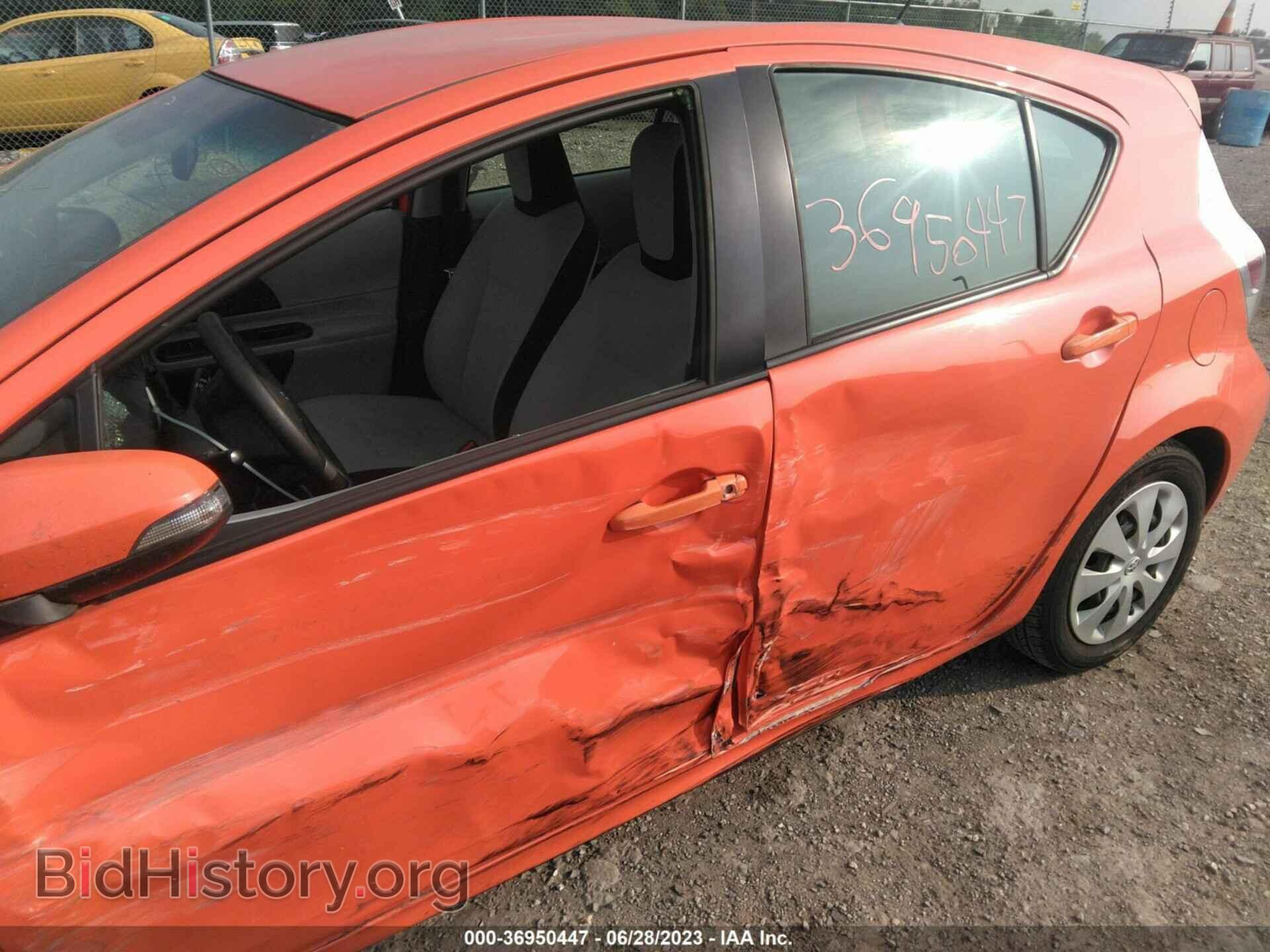 2012 TOYOTA PRIUS C - VIN: JTDKDTB35C1010205 - Фото 6