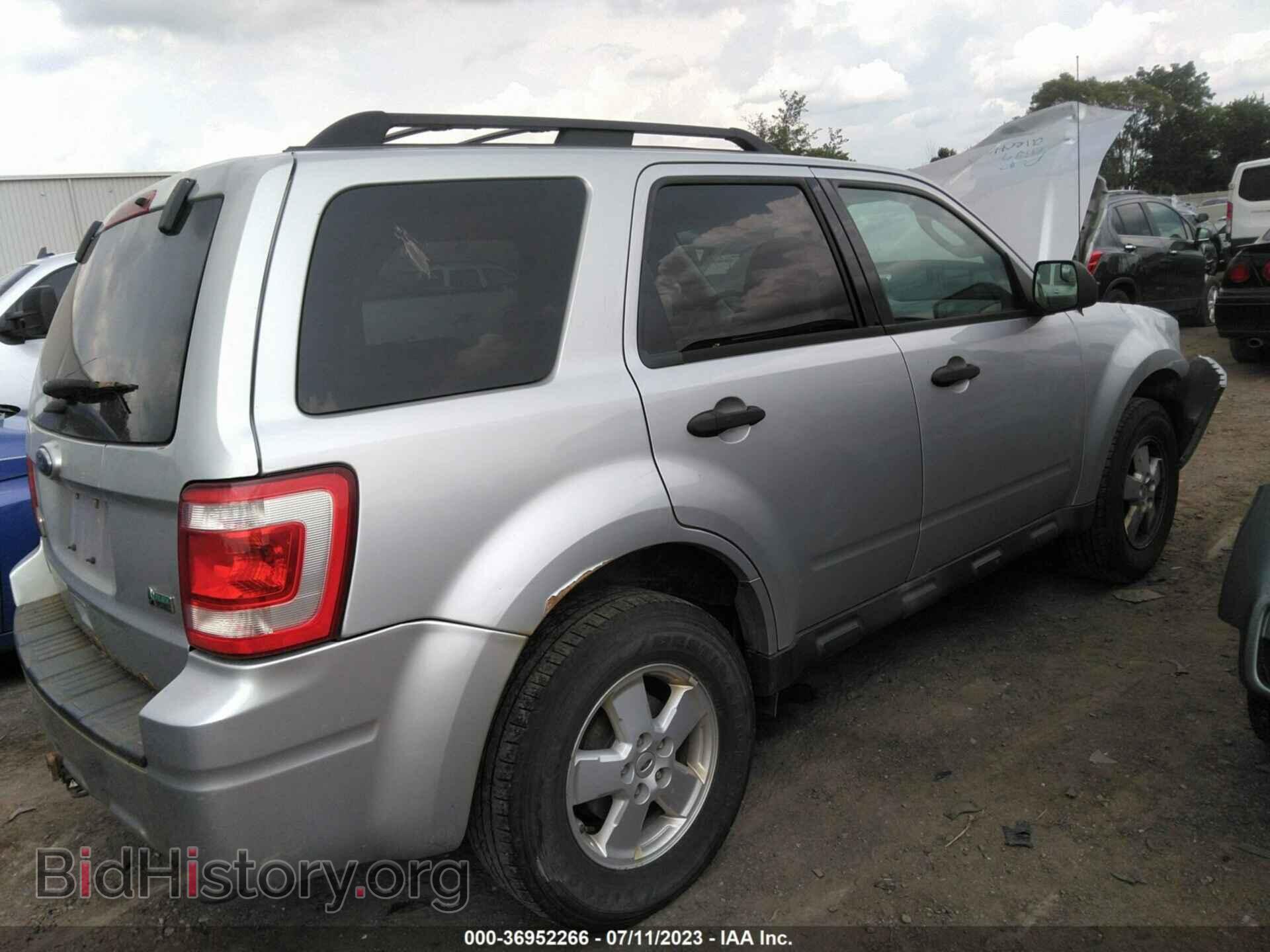 2011 FORD ESCAPE - VIN: 1FMCU0DG8BKB82025 - Фото 4