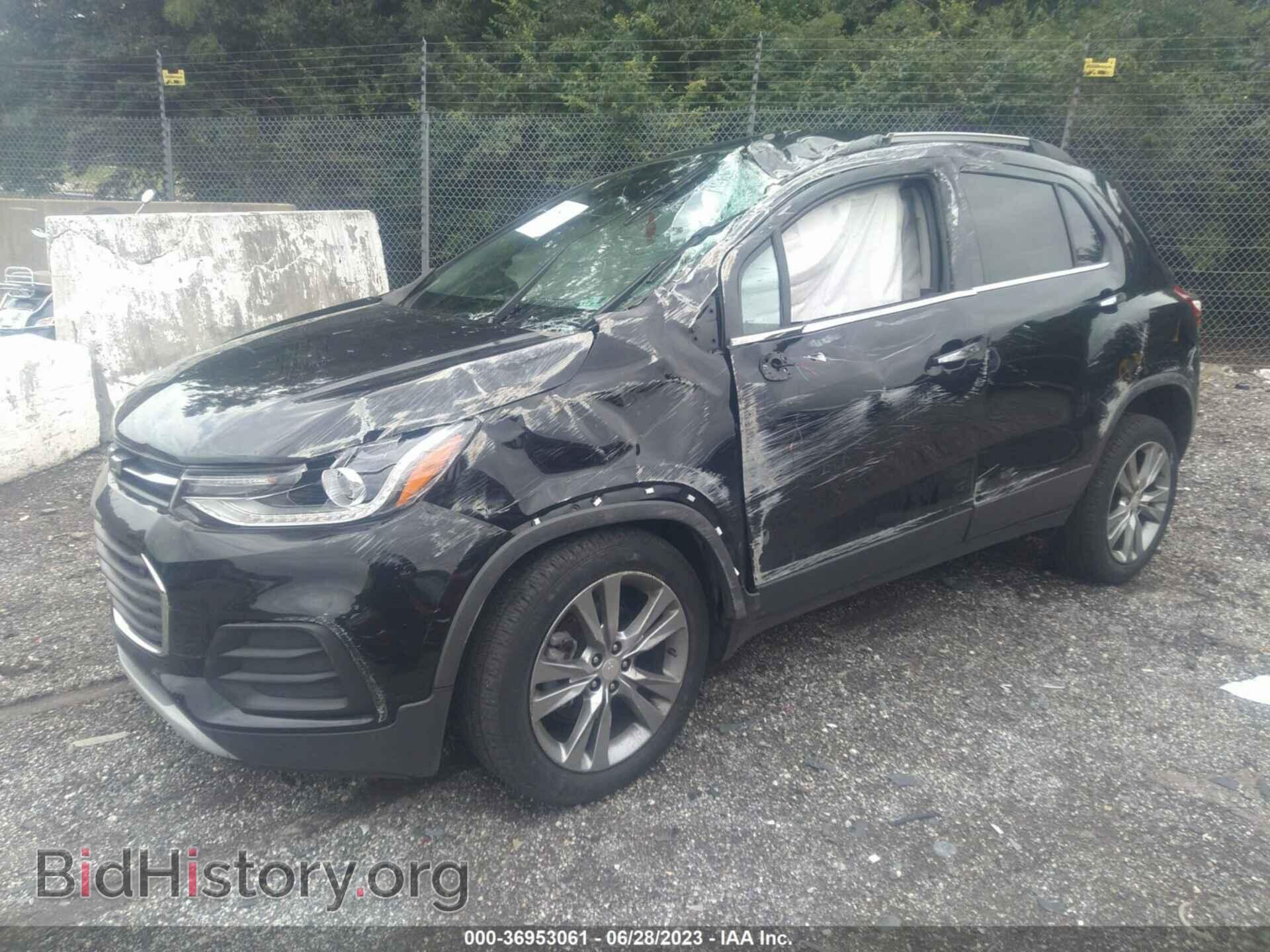 2019 CHEVROLET TRAX - VIN: 3GNCJPSB3KL365125 - Фото 2