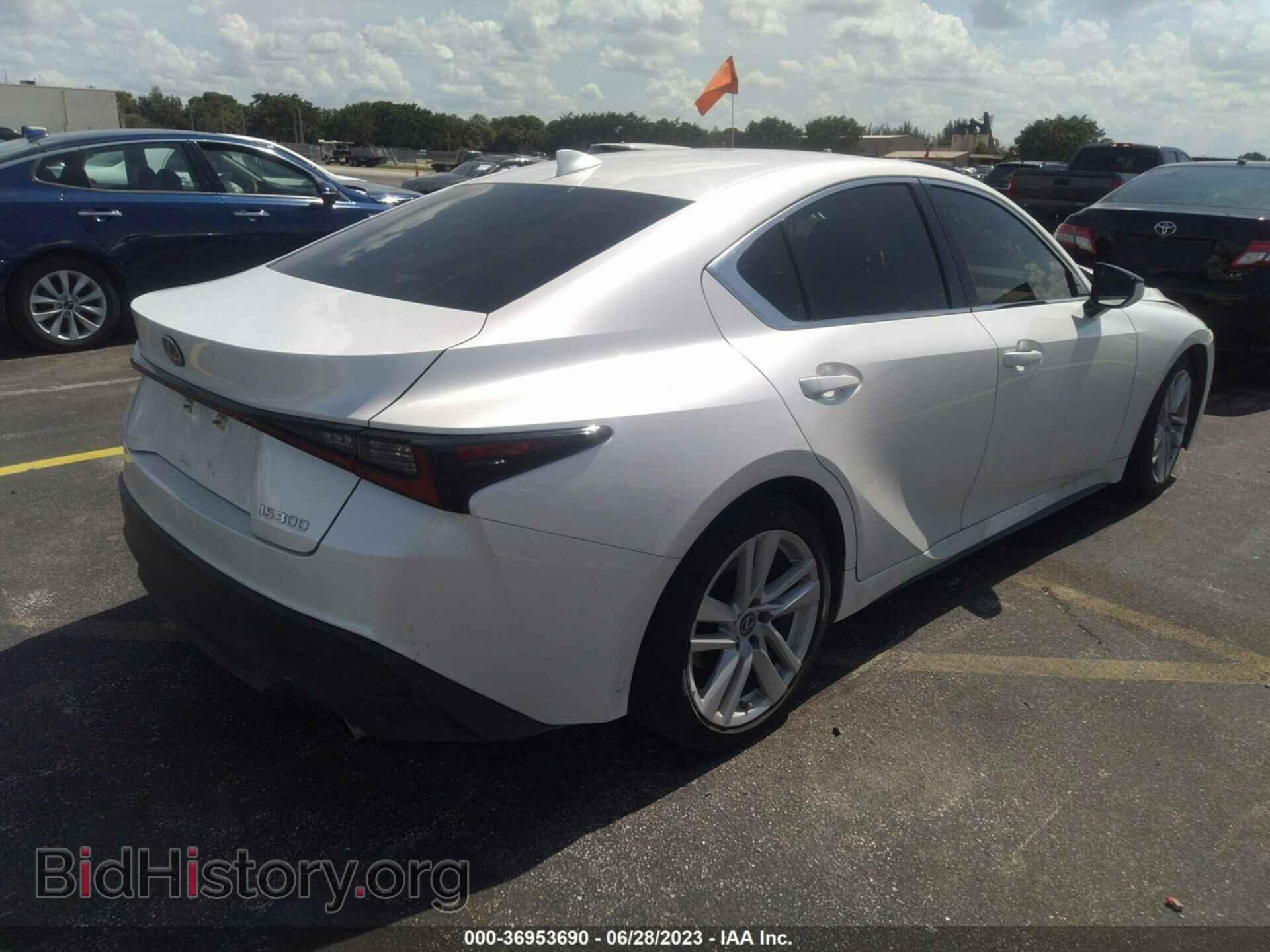 2022 LEXUS IS - VIN: JTHAA1D21N5119669 - Фото 4