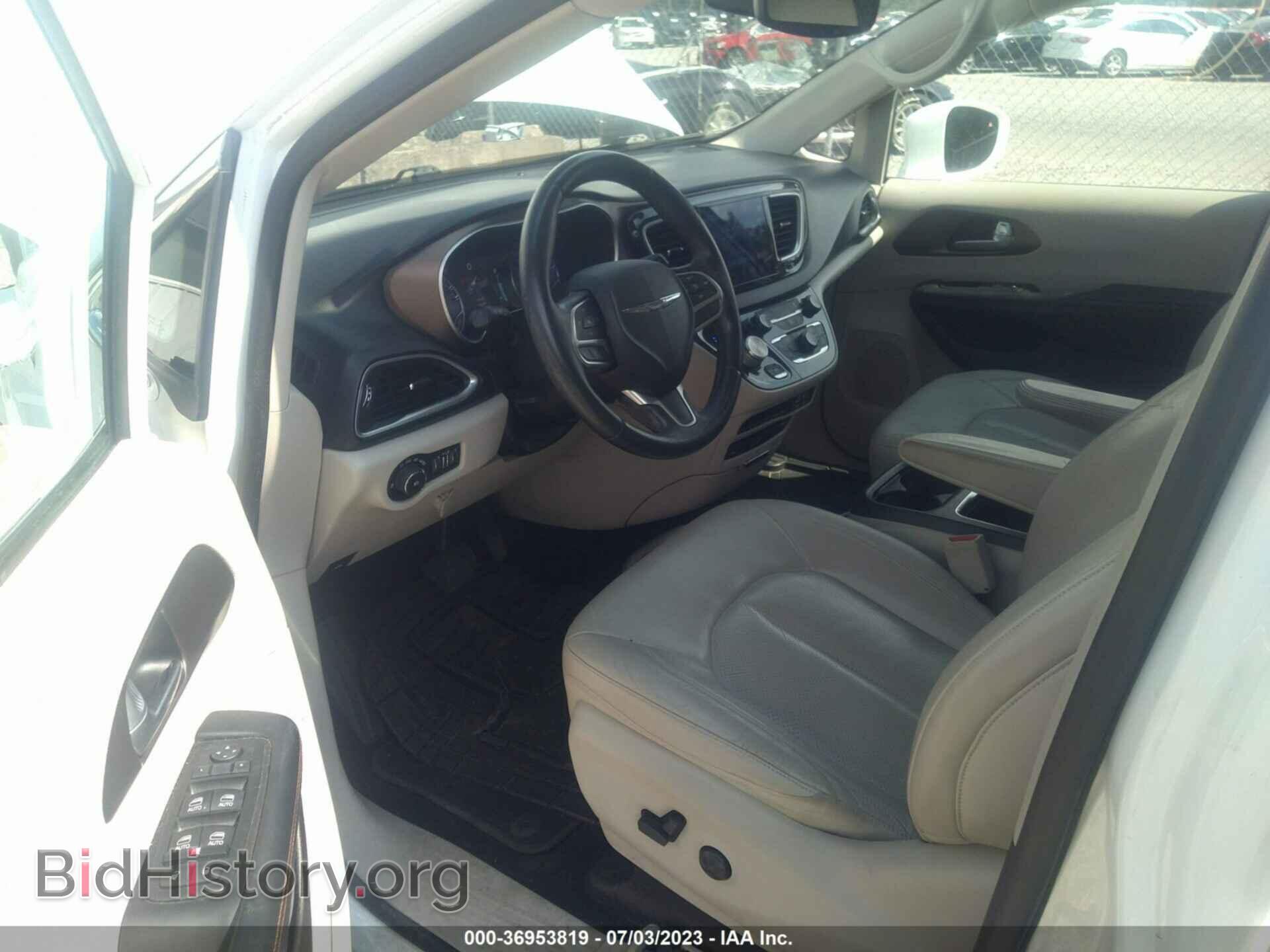 2017 CHRYSLER PACIFICA - VIN: 2C4RC1EGXHR538572 - Фото 5