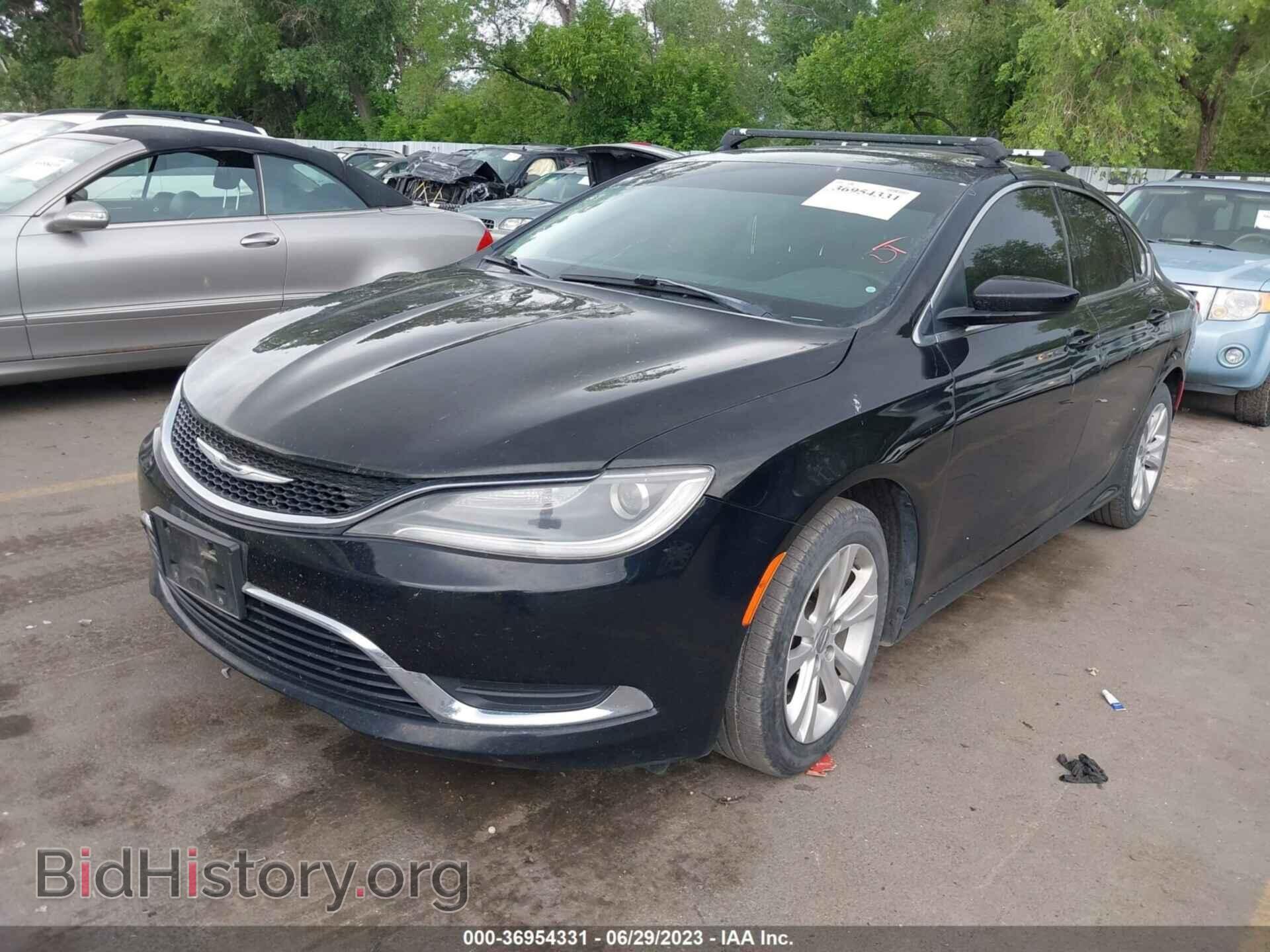 2015 CHRYSLER 200 - VIN: 1C3CCCAB1FN641518 - Фото 2
