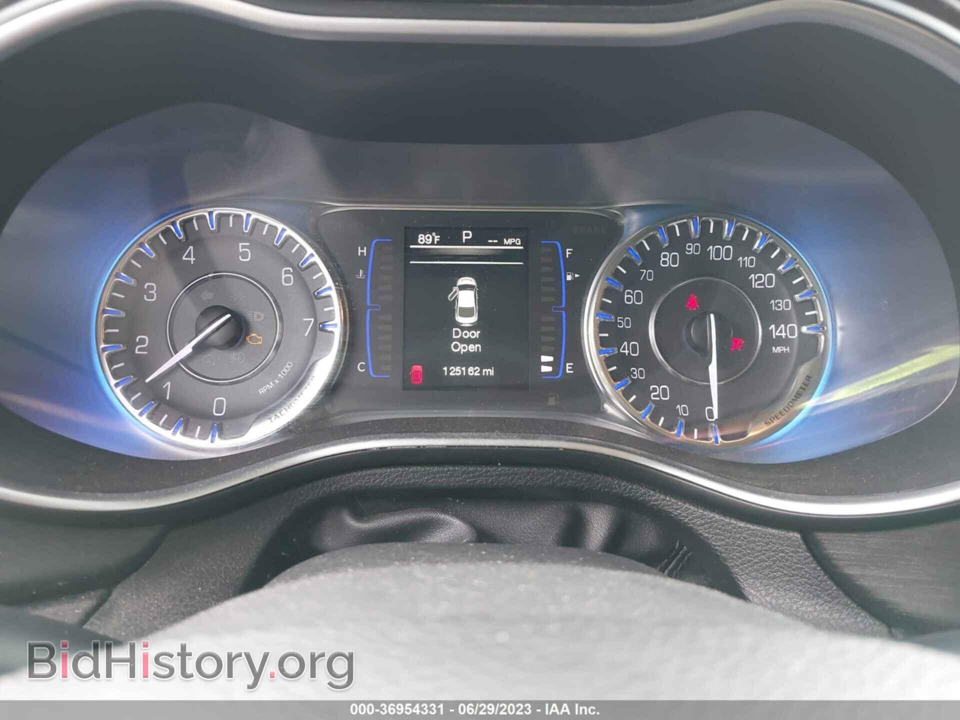 2015 CHRYSLER 200 - VIN: 1C3CCCAB1FN641518 - Фото 7