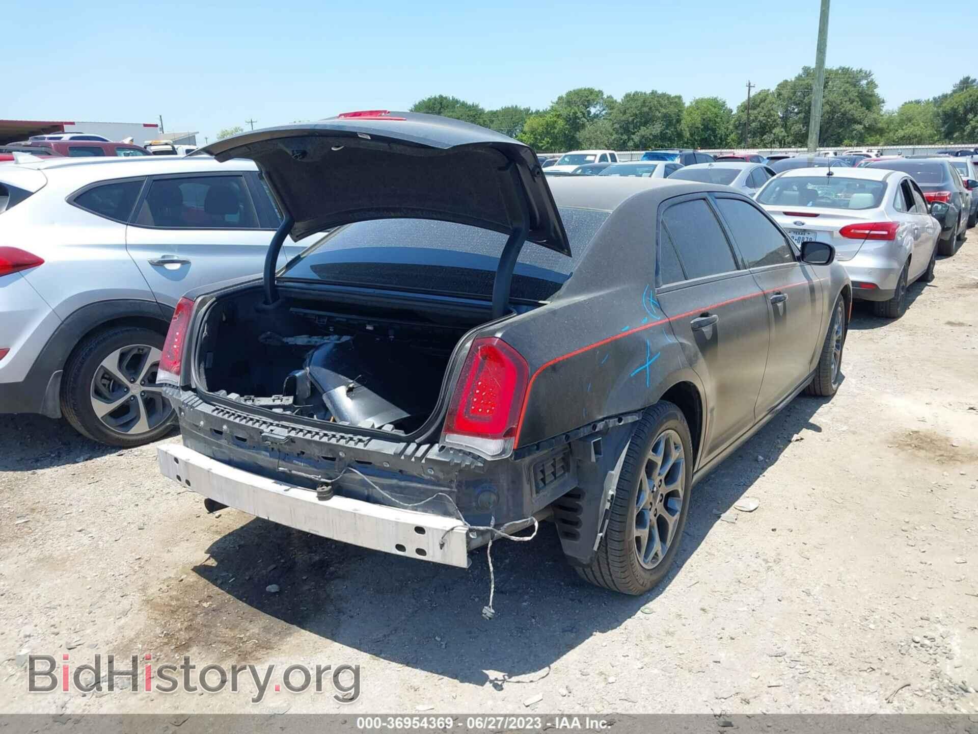 2018 CHRYSLER 300 - VIN: 2C3CCAGG0JH267282 - Фото 4