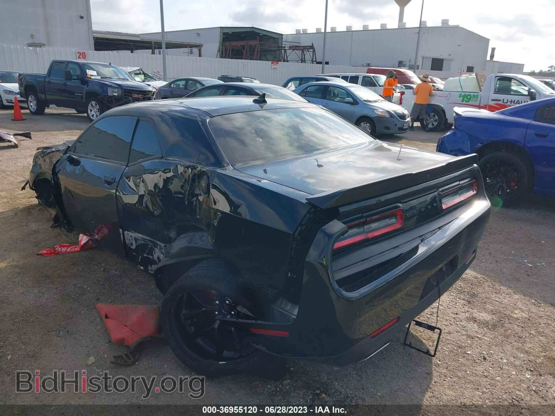 2021 DODGE CHALLENGER - VIN: 2C3CDZAG4MH573040 - Фото 3