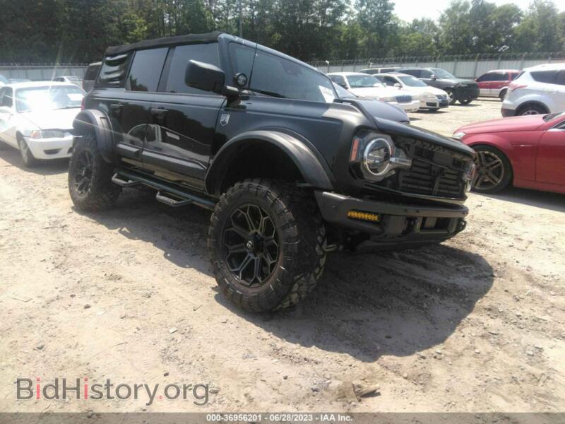 2021 Ford BRONCO Base/Big Bend (VIN 1FMDE5BH0MLA61884) — фото 1 из 16, IAAI, повреждение: левый бок