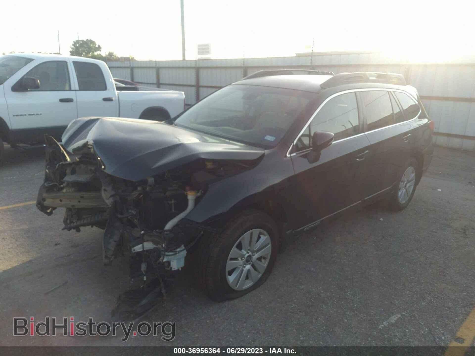 2018 SUBARU OUTBACK - VIN: 4S4BSAFC7J3356838 - Фото 2