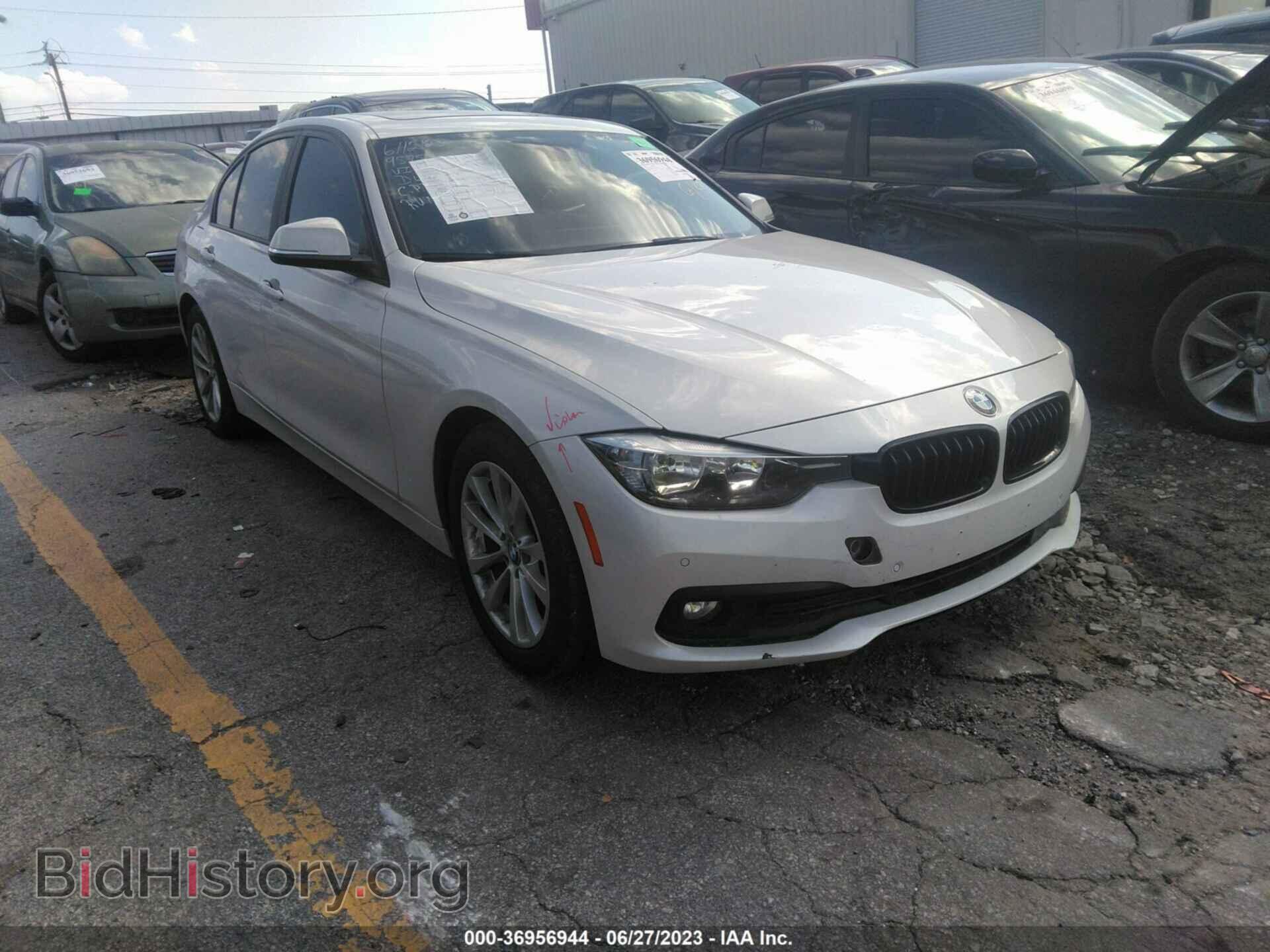 Photo WBA8E5G54GNT94972 - BMW 320I 2016