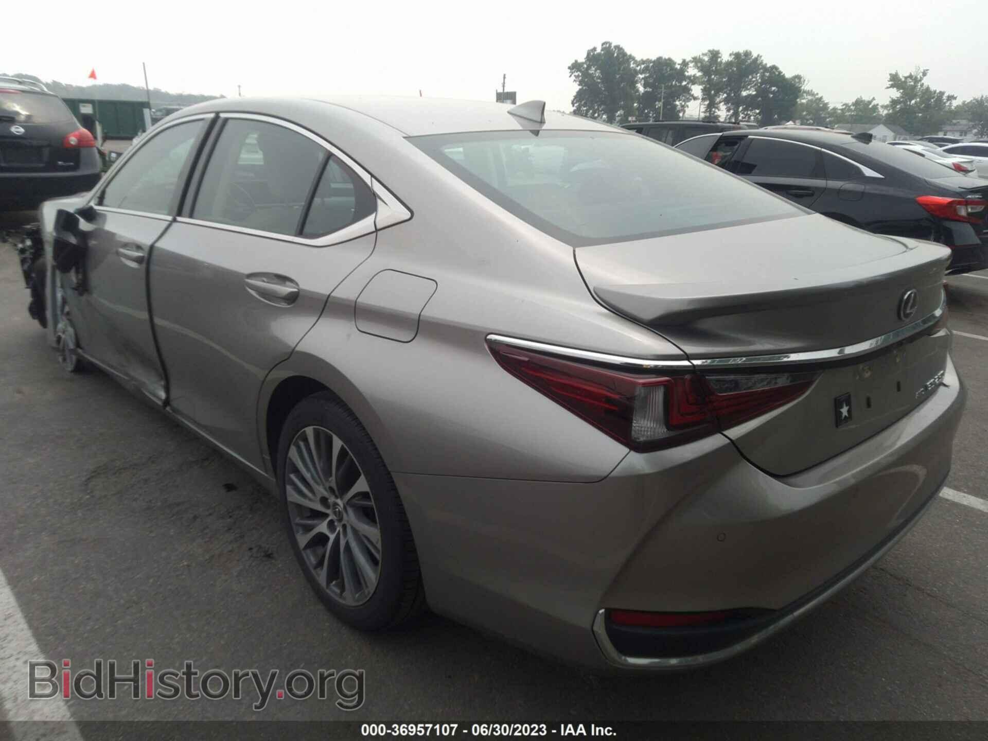 2021 LEXUS ES - VIN: 58AD11D14MU005809 - Photo 3