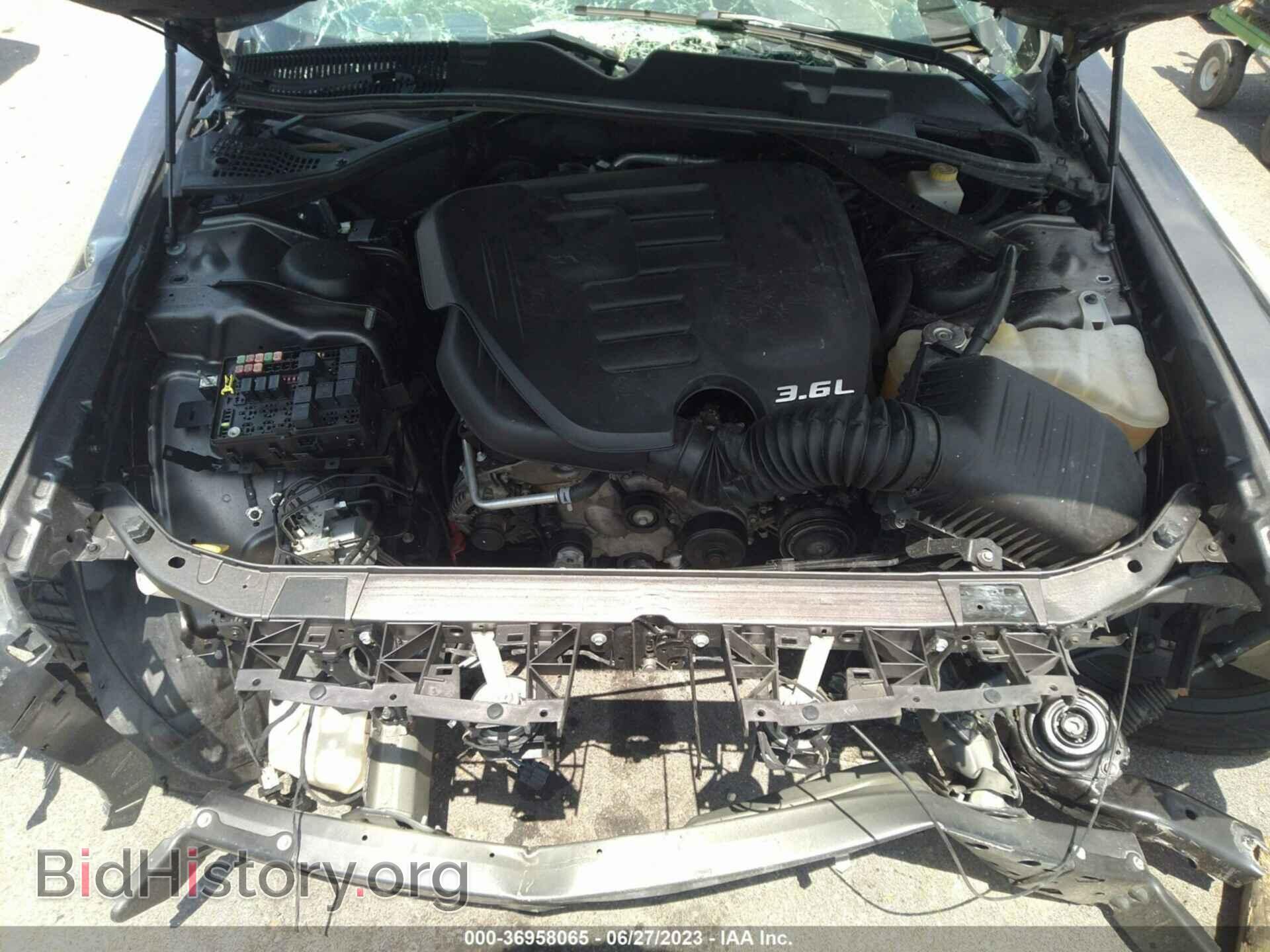 2019 DODGE CHALLENGER - VIN: 2C3CDZAG8KH735670 - Фото 10