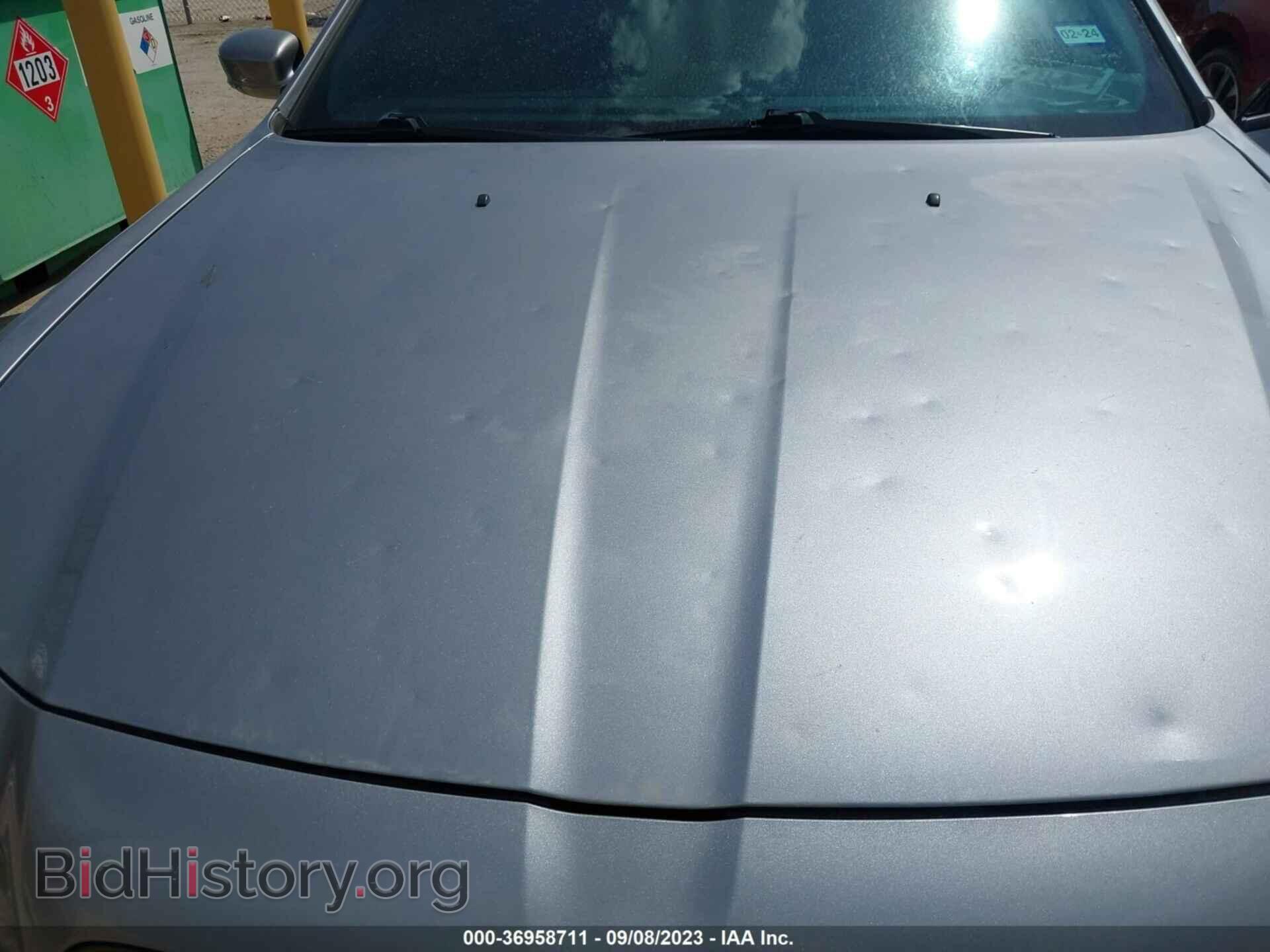 2018 CHRYSLER 300 - VIN: 2C3CCABG8JH240077 - Фото 6