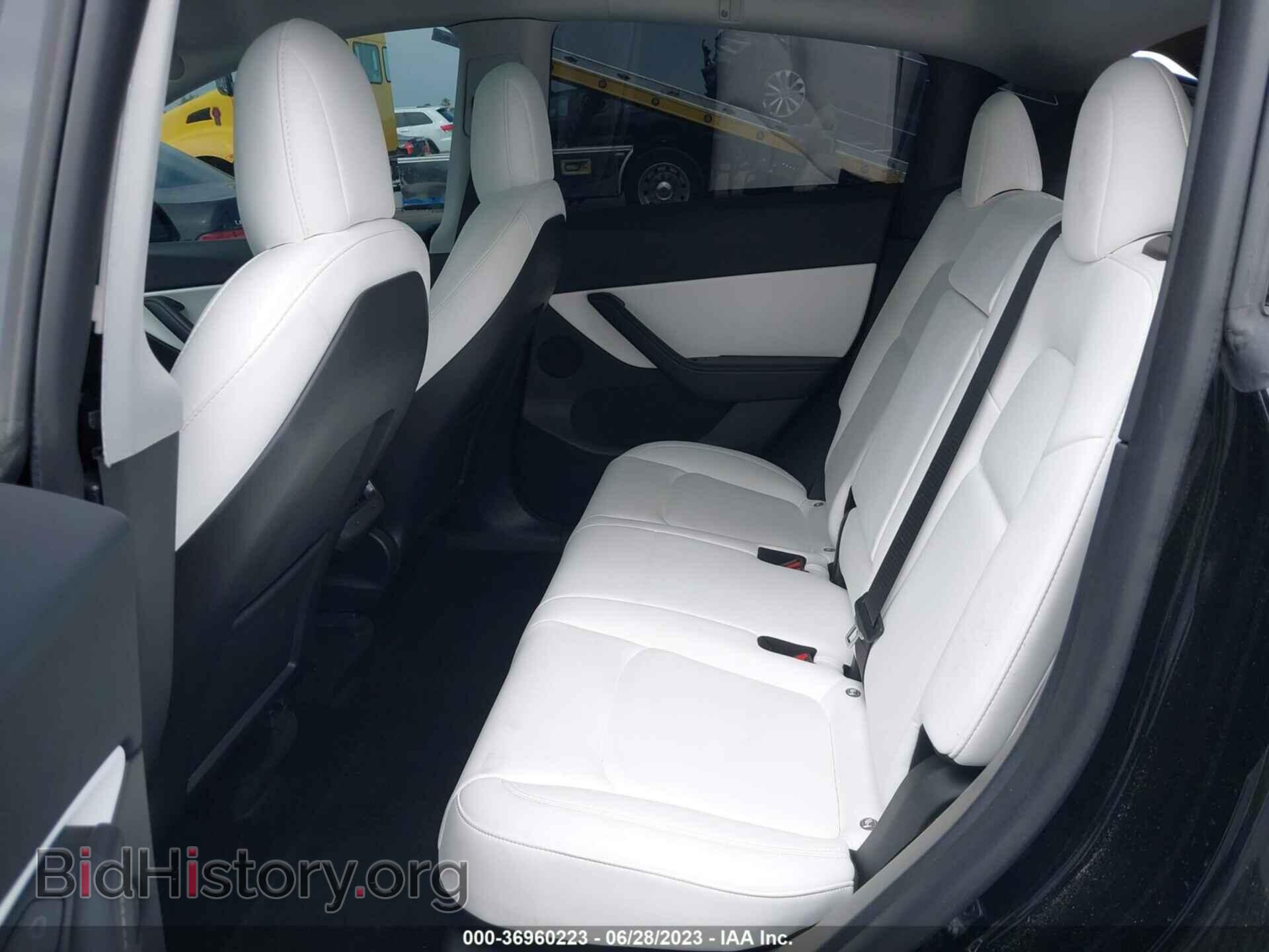2022 TESLA MODEL Y - VIN: 7SAYGDEF8NF343329 - Photo 8