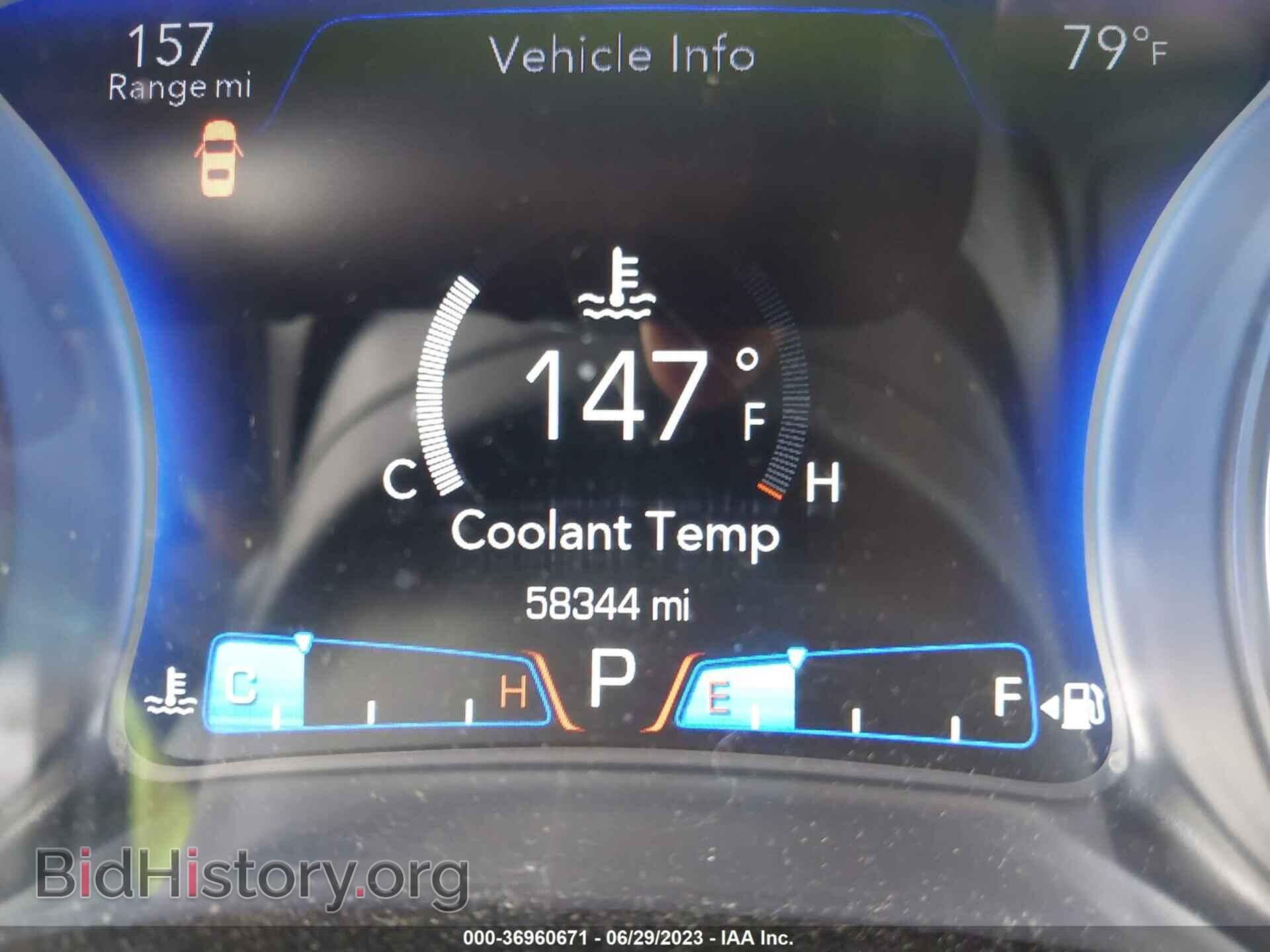 2015 CHRYSLER 300 - VIN: 2C3CCAAG3FH881663 - Photo 16