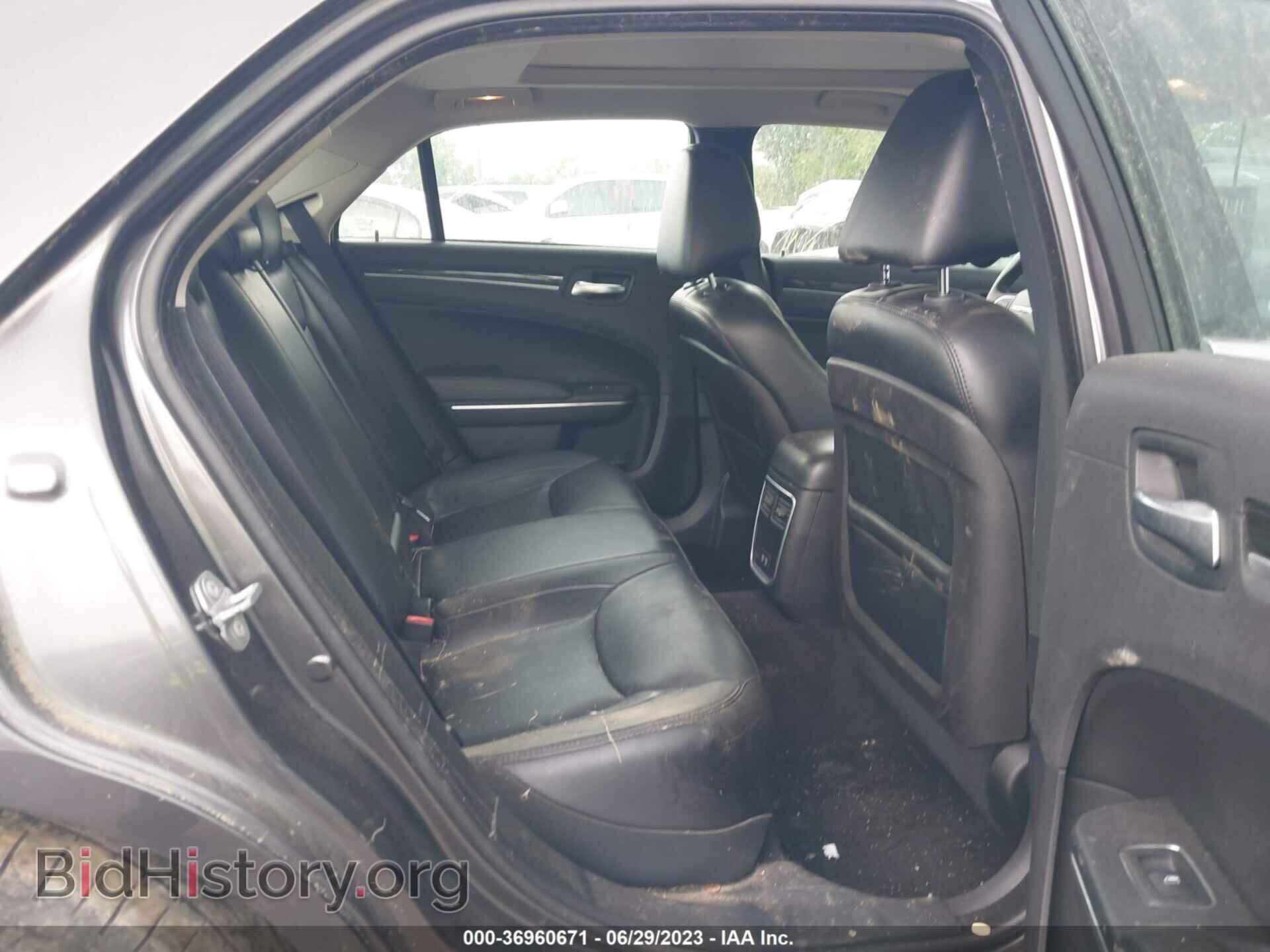 2015 CHRYSLER 300 - VIN: 2C3CCAAG3FH881663 - Photo 8