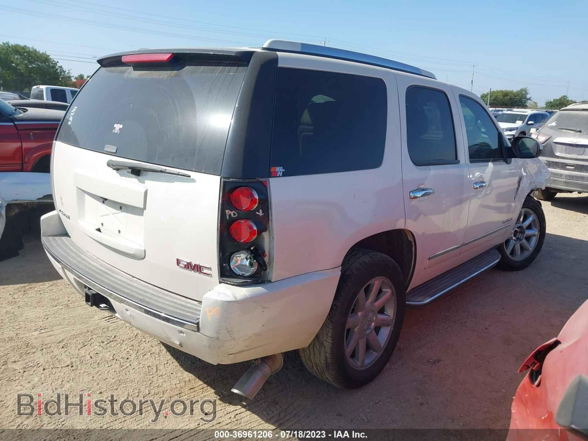 2013 GMC YUKON - VIN: 1GKS2EEF0DR220810 - Photo 4