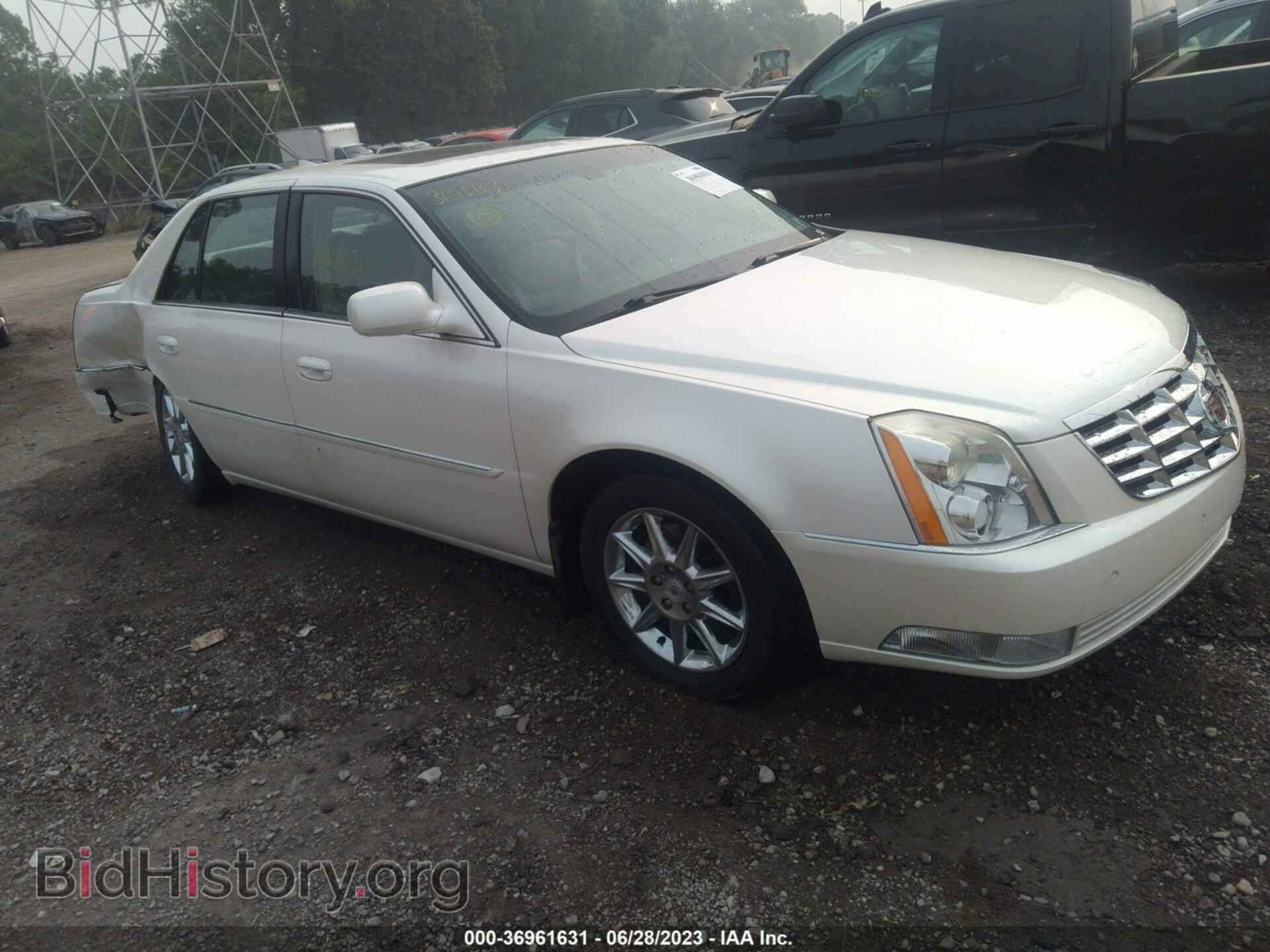Photo 1G6KD5E61BU101909 - CADILLAC DTS 2011
